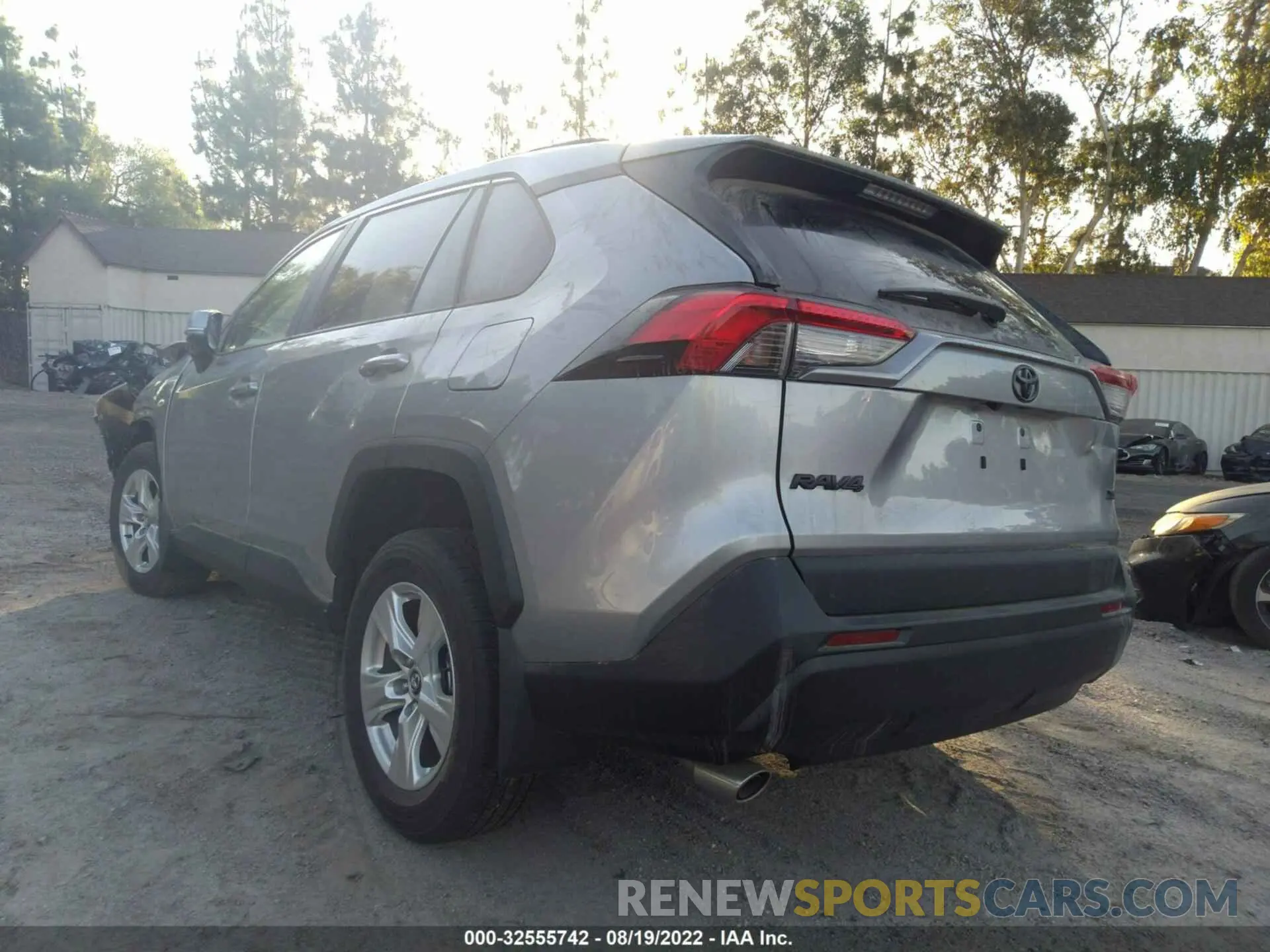 3 fotografías del automóvil dañado 2T3W1RFV0MC094818 TOYOTA RAV4 2021