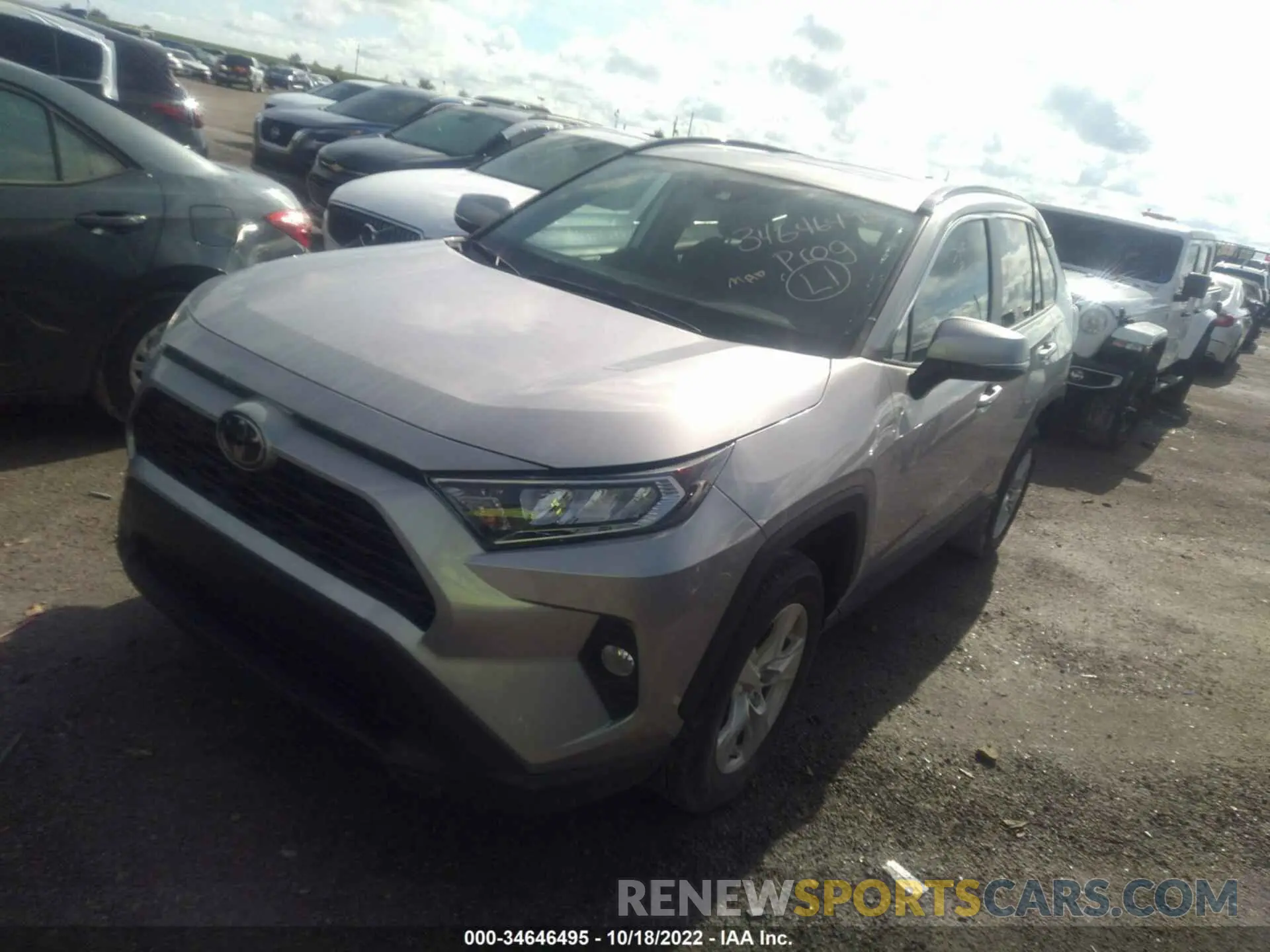 2 fotografías del automóvil dañado 2T3W1RFV0MC100357 TOYOTA RAV4 2021
