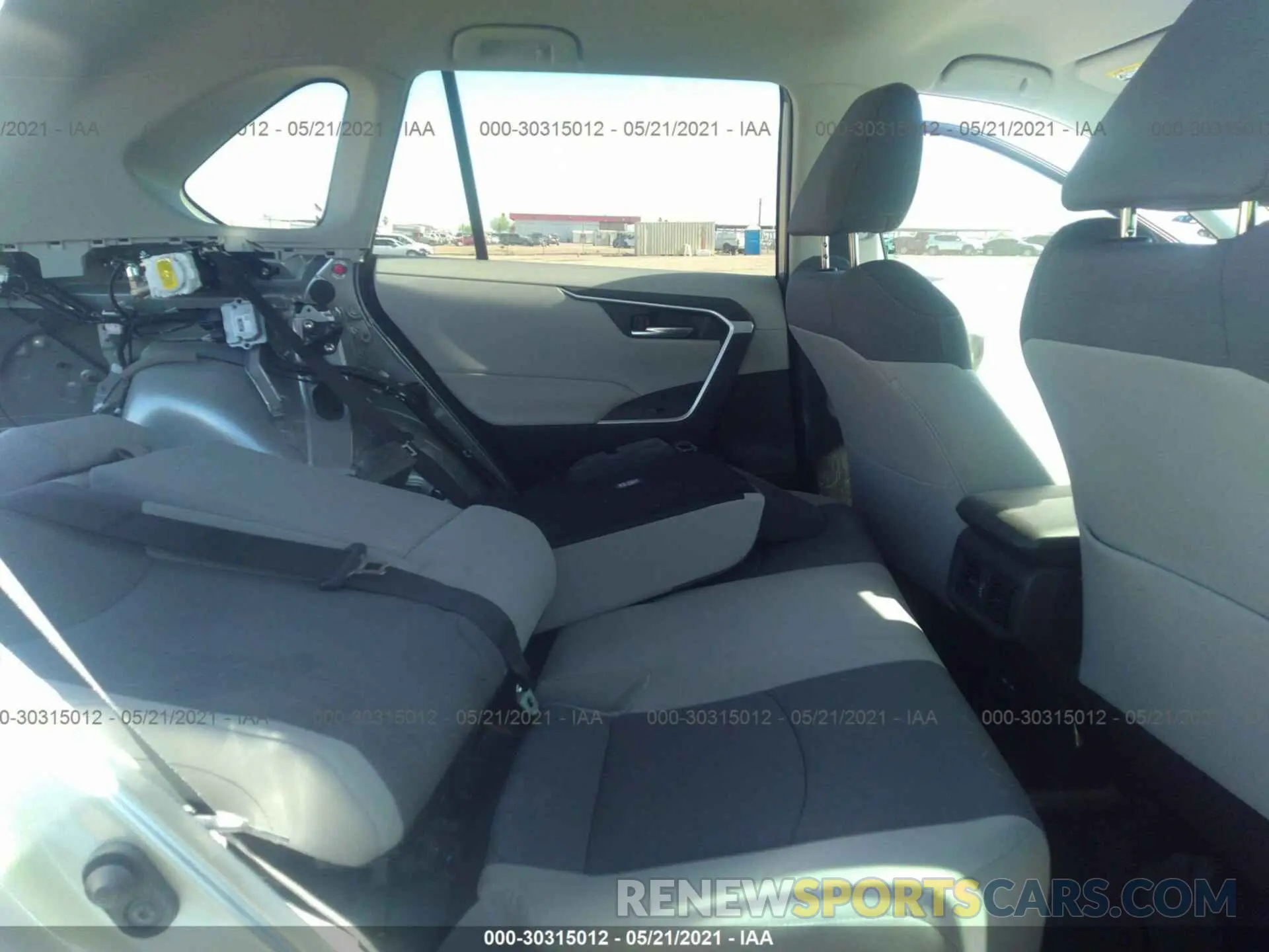 8 fotografías del automóvil dañado 2T3W1RFV0MC129700 TOYOTA RAV4 2021