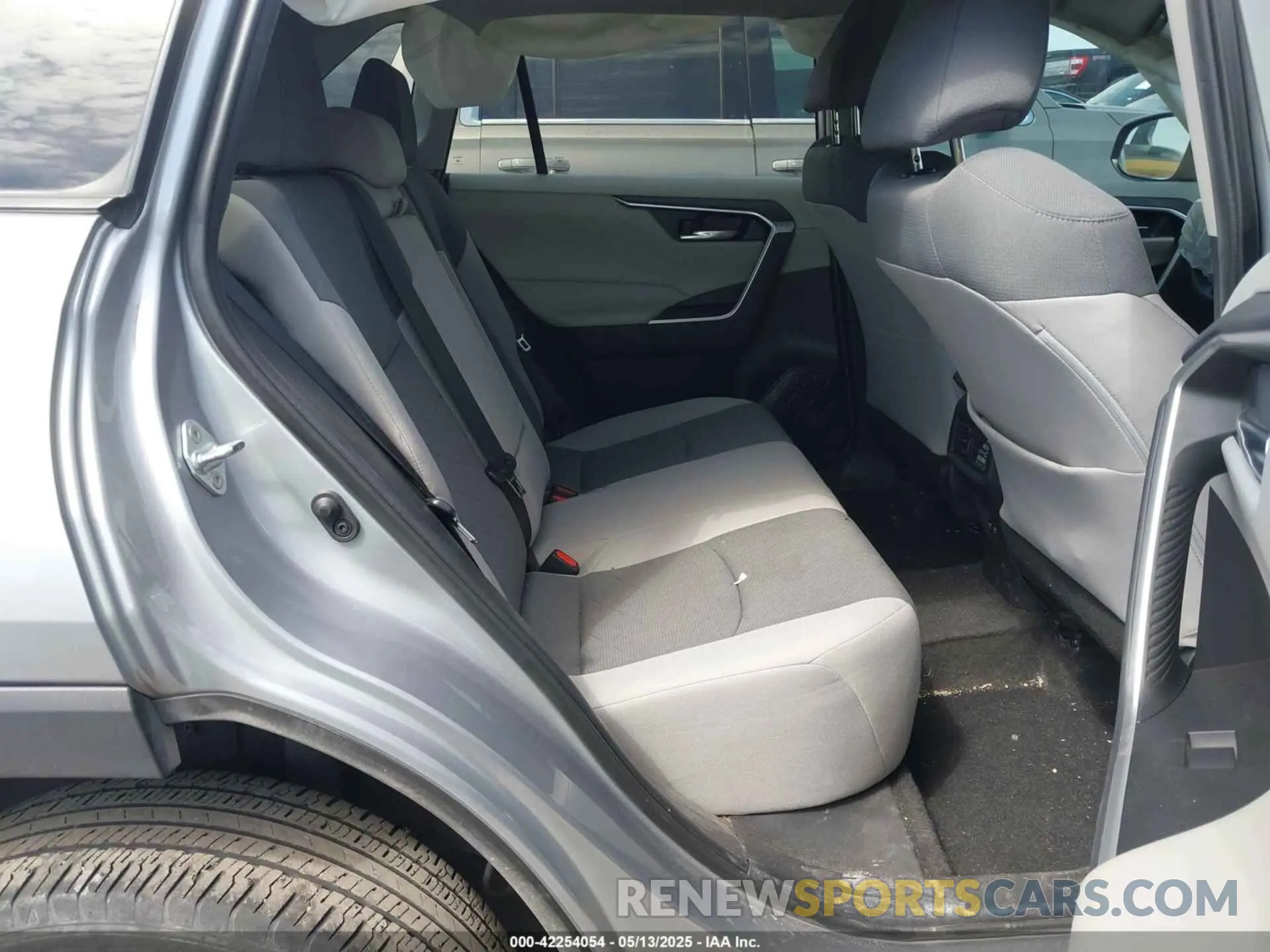 8 fotografías del automóvil dañado 2T3W1RFV0MC145153 TOYOTA RAV4 2021