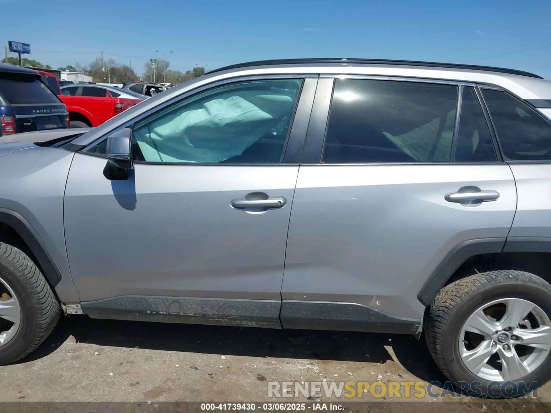 14 fotografías del automóvil dañado 2T3W1RFV0MW104858 TOYOTA RAV4 2021