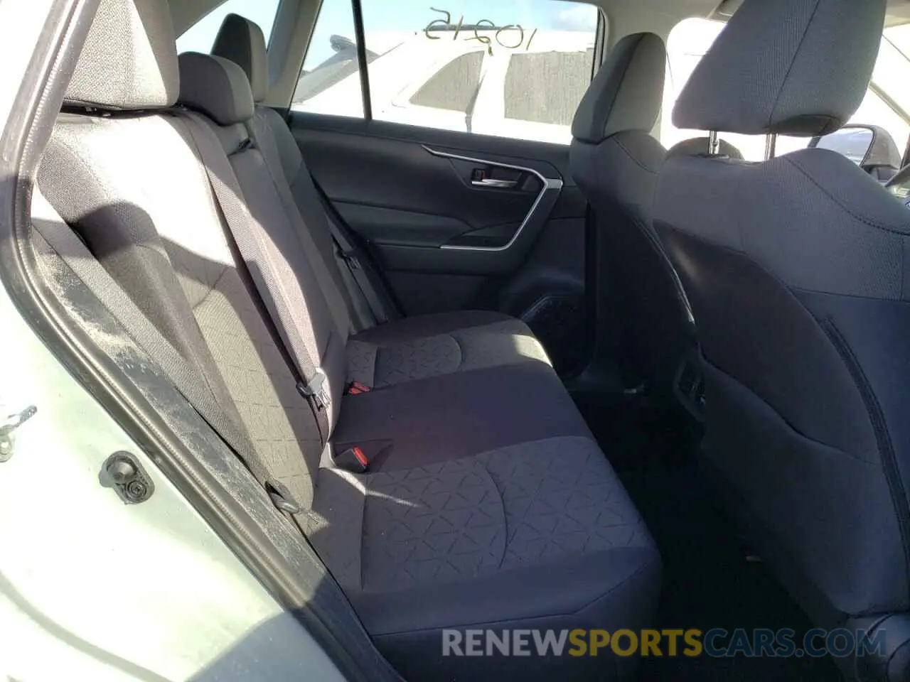 6 fotografías del automóvil dañado 2T3W1RFV1MW158590 TOYOTA RAV4 2021