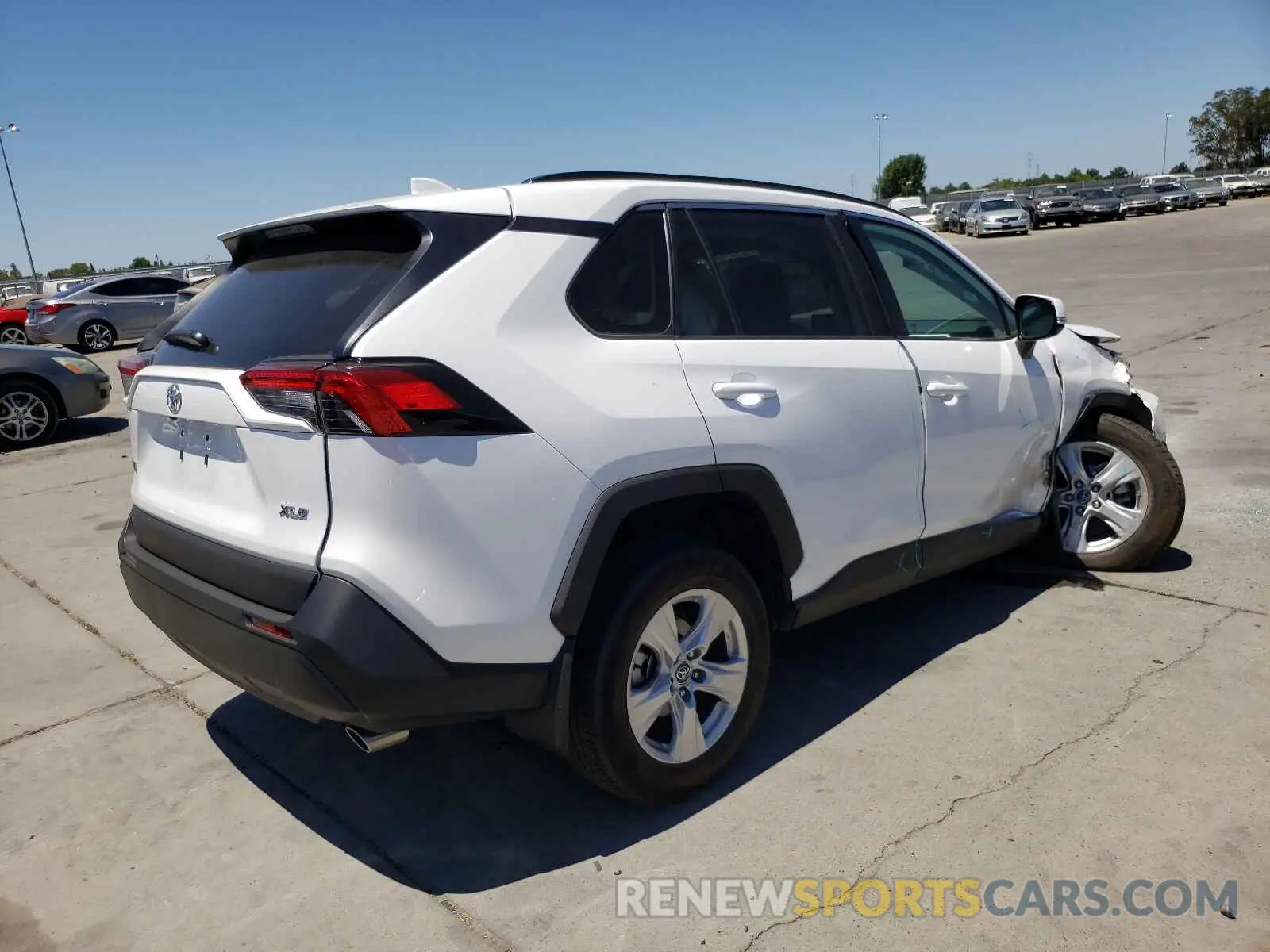 4 fotografías del automóvil dañado 2T3W1RFV2MC100800 TOYOTA RAV4 2021