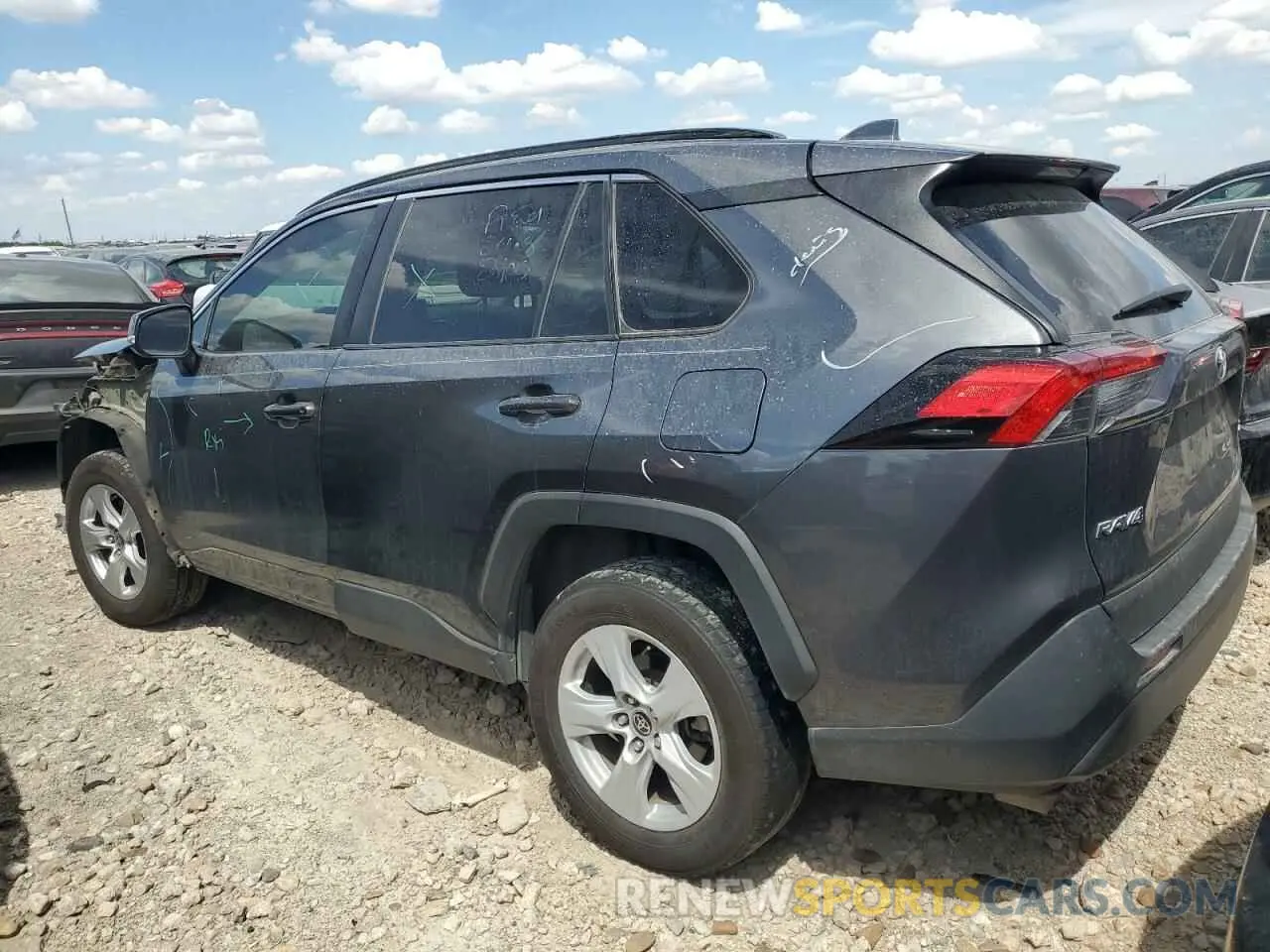 2 fotografías del automóvil dañado 2T3W1RFV2MC118889 TOYOTA RAV4 2021