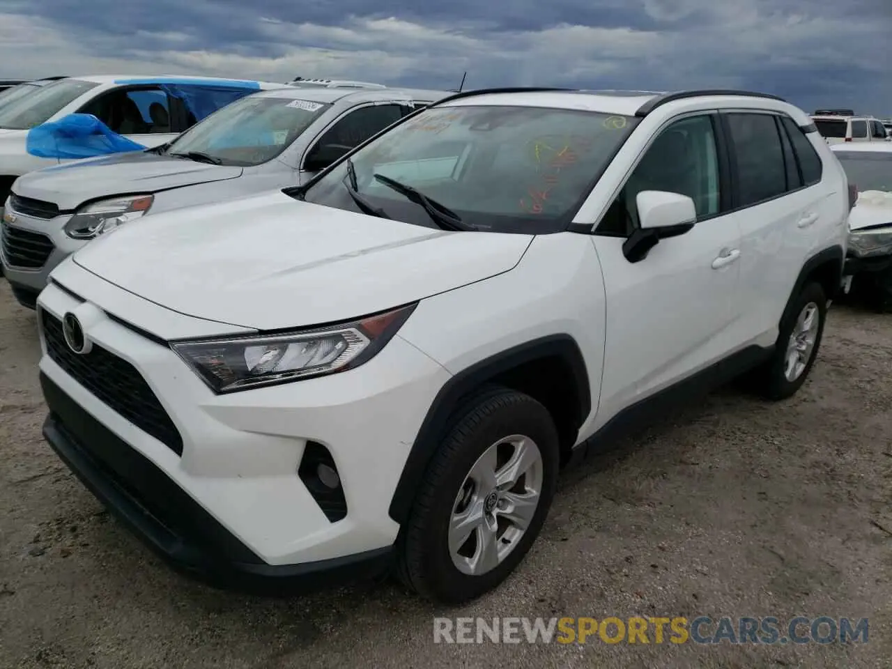 2 fotografías del automóvil dañado 2T3W1RFV2MC150760 TOYOTA RAV4 2021