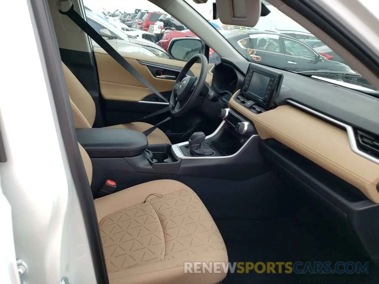 5 fotografías del automóvil dañado 2T3W1RFV2MC150760 TOYOTA RAV4 2021