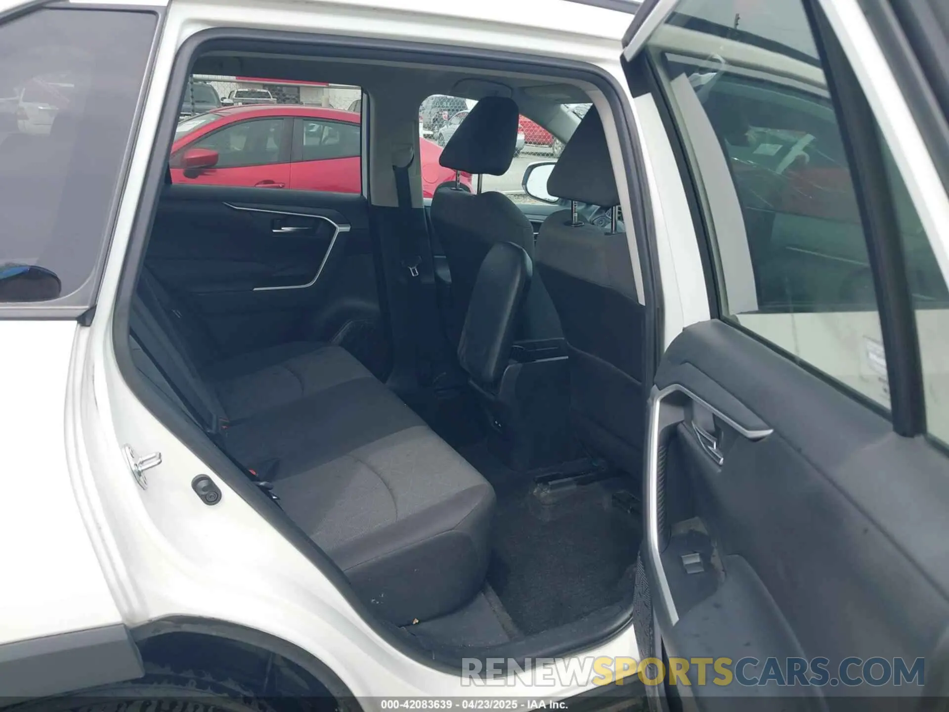 8 fotografías del automóvil dañado 2T3W1RFV2MC159586 TOYOTA RAV4 2021