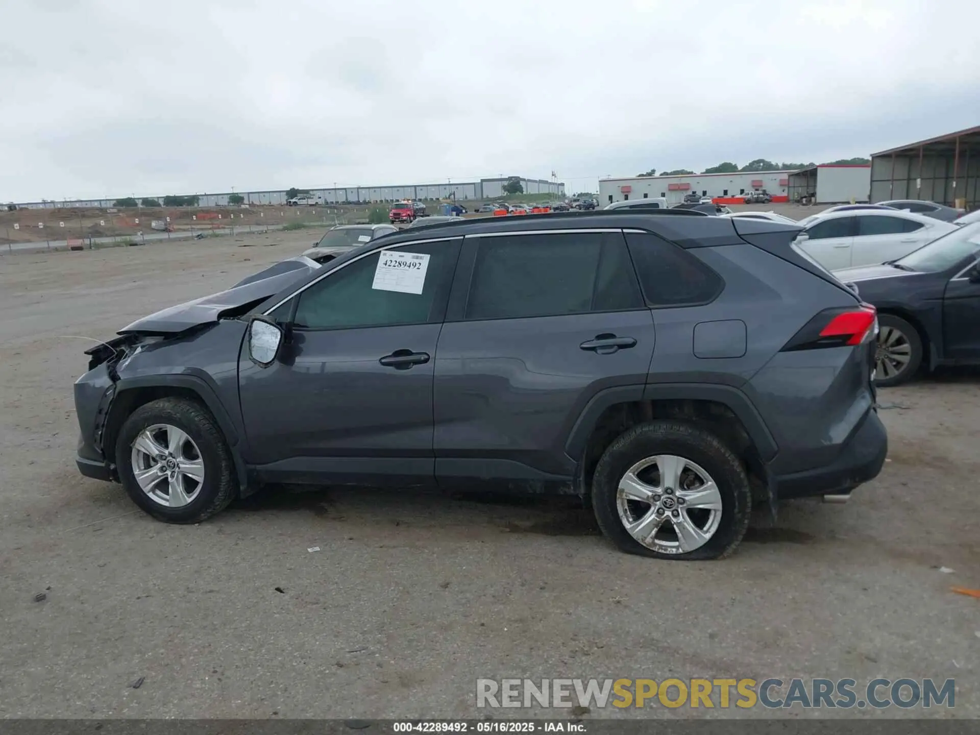 13 fotografías del automóvil dañado 2T3W1RFV2MC160236 TOYOTA RAV4 2021