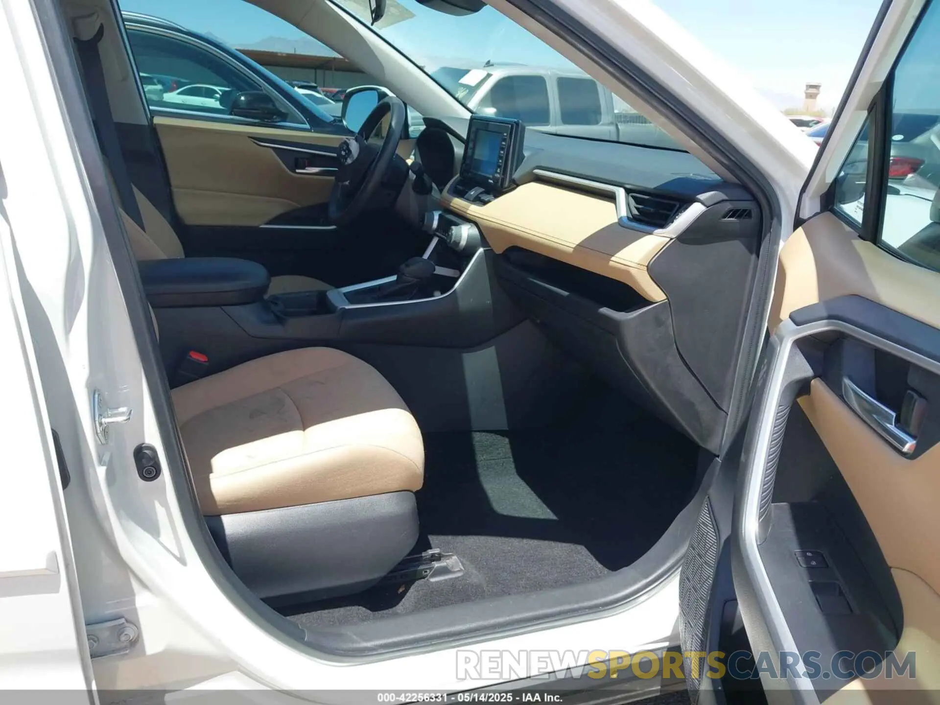 5 fotografías del automóvil dañado 2T3W1RFV2MC168675 TOYOTA RAV4 2021