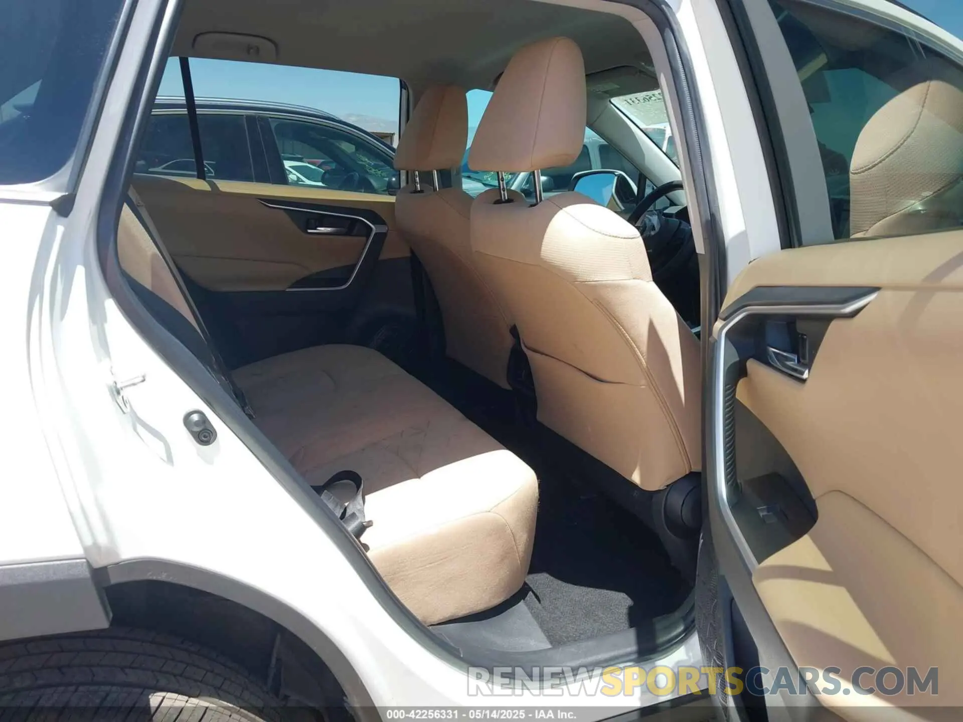 8 fotografías del automóvil dañado 2T3W1RFV2MC168675 TOYOTA RAV4 2021
