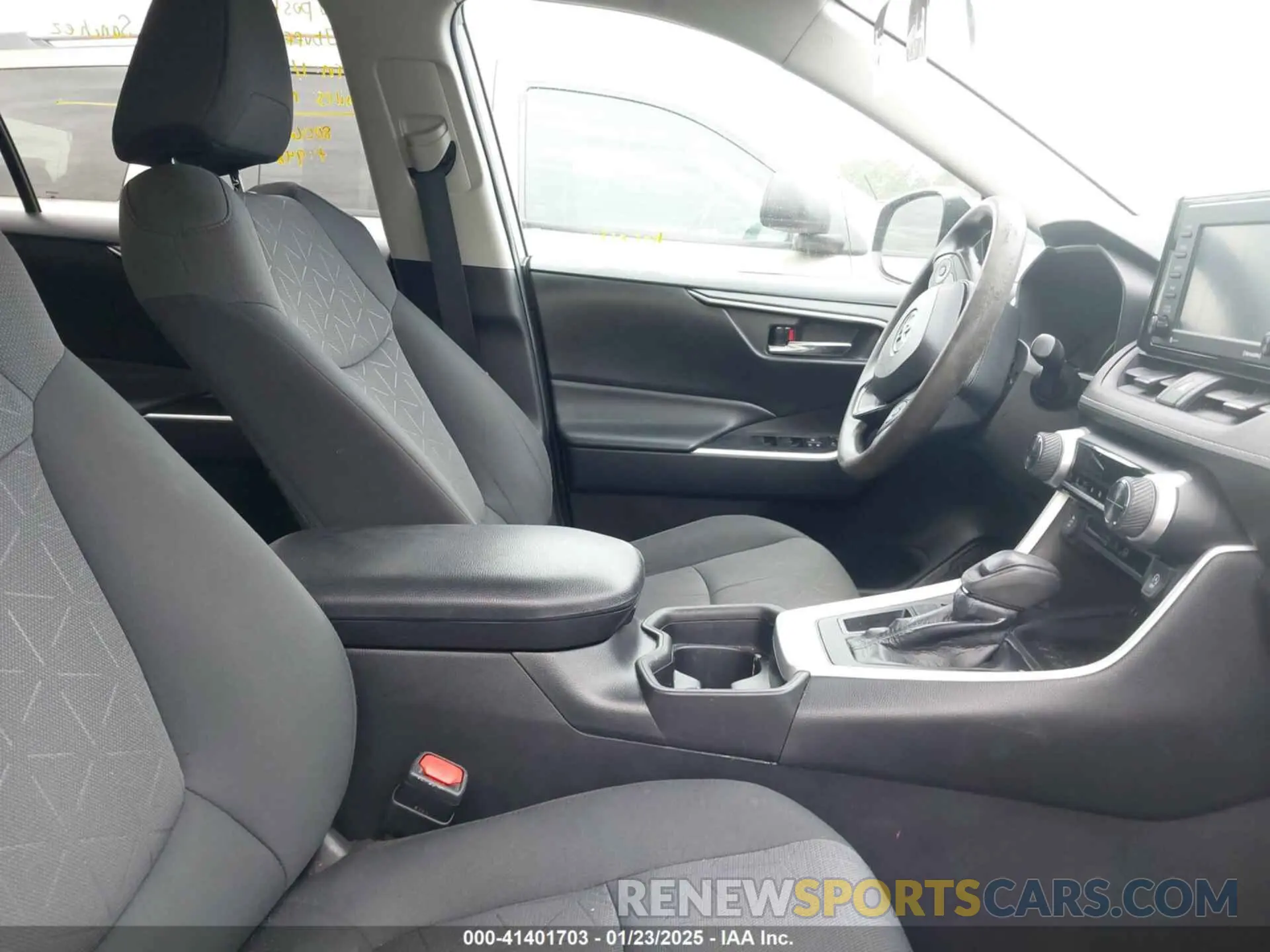 5 fotografías del automóvil dañado 2T3W1RFV2MW117515 TOYOTA RAV4 2021