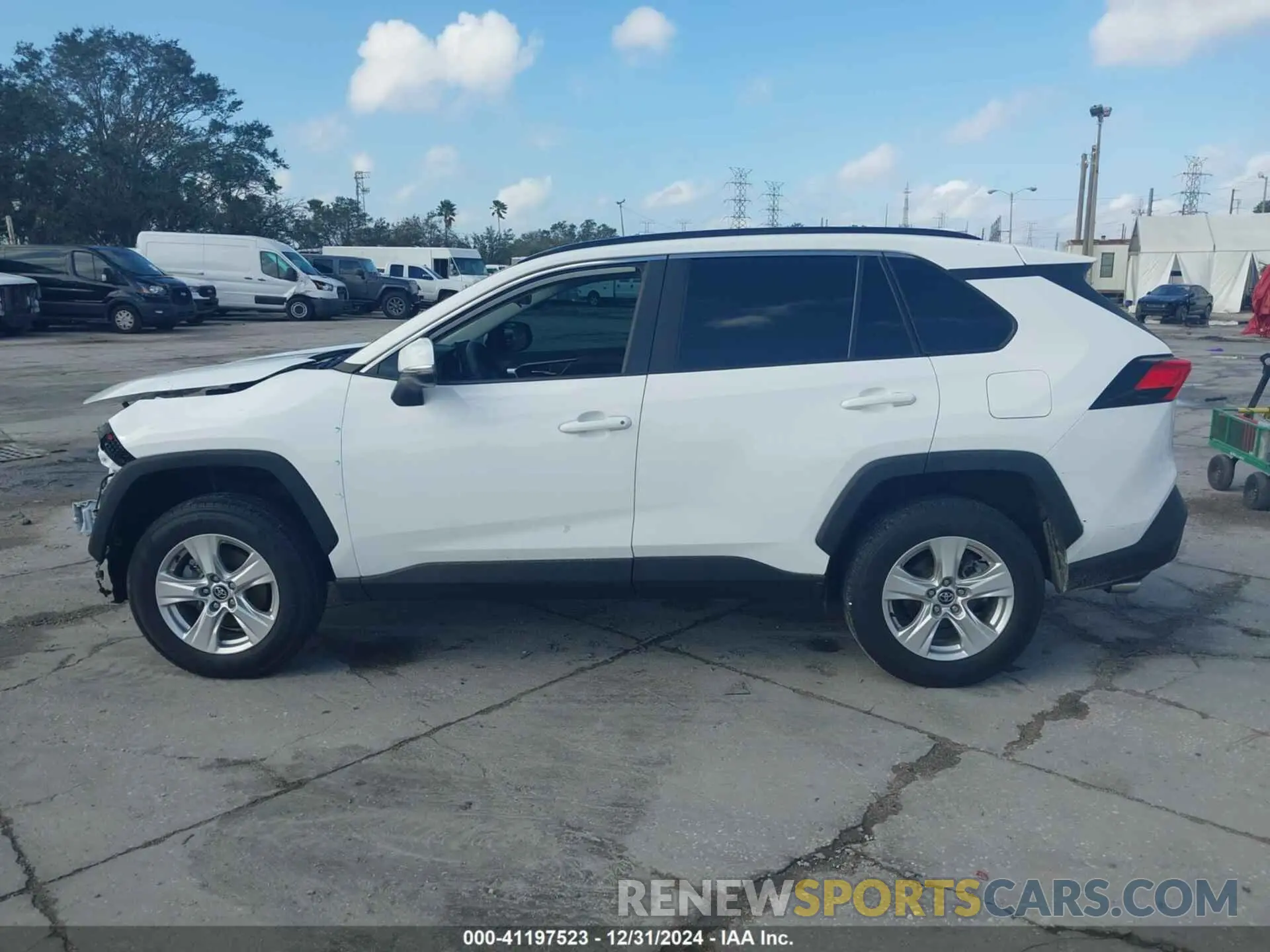 14 fotografías del automóvil dañado 2T3W1RFV2MW124755 TOYOTA RAV4 2021