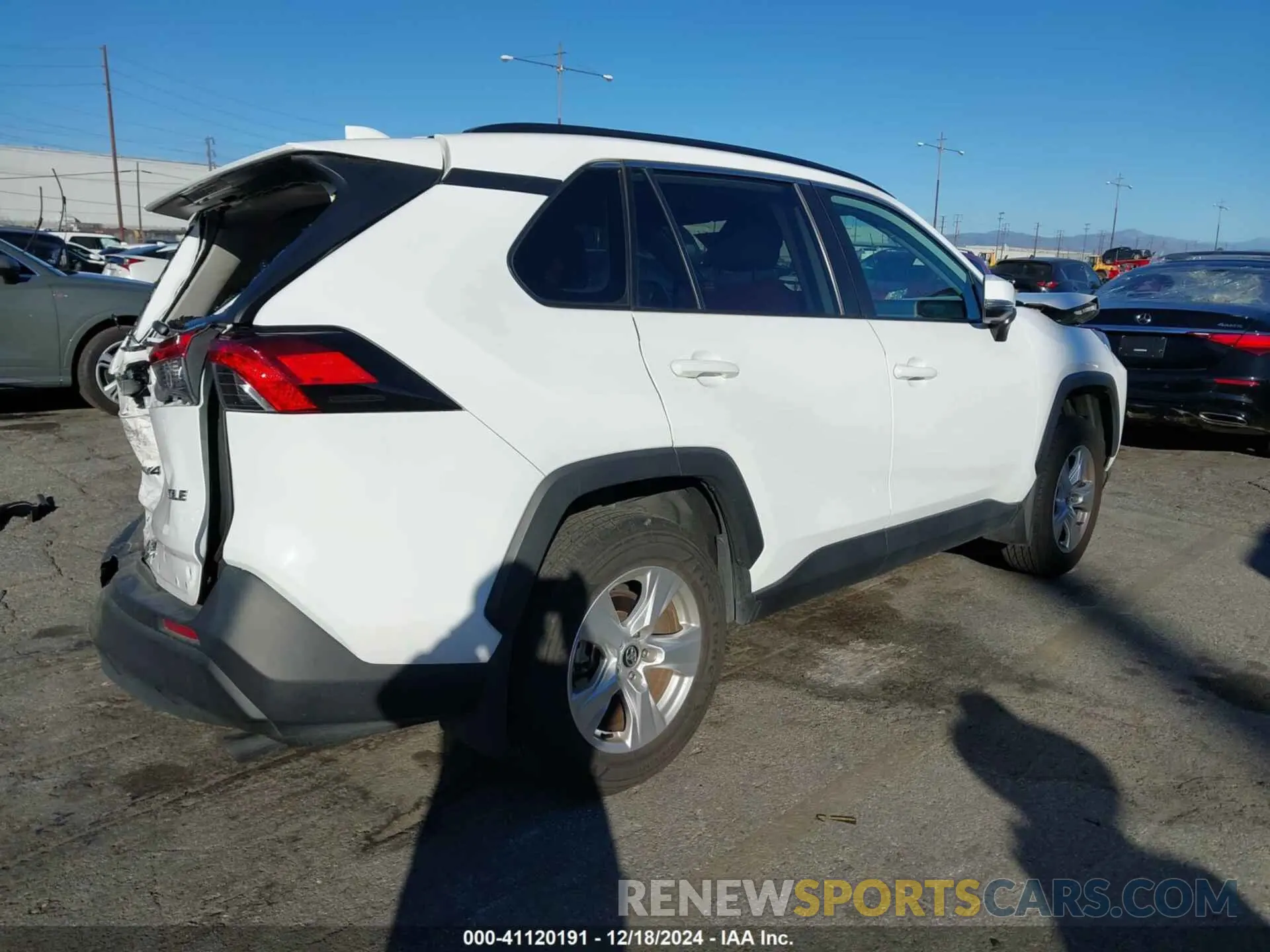 4 fotografías del automóvil dañado 2T3W1RFV3MC097986 TOYOTA RAV4 2021