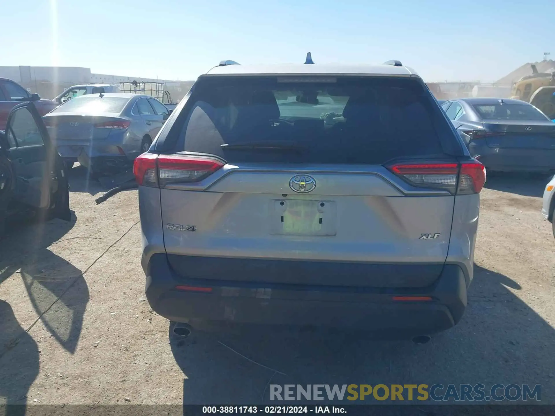 16 fotografías del automóvil dañado 2T3W1RFV3MC109456 TOYOTA RAV4 2021