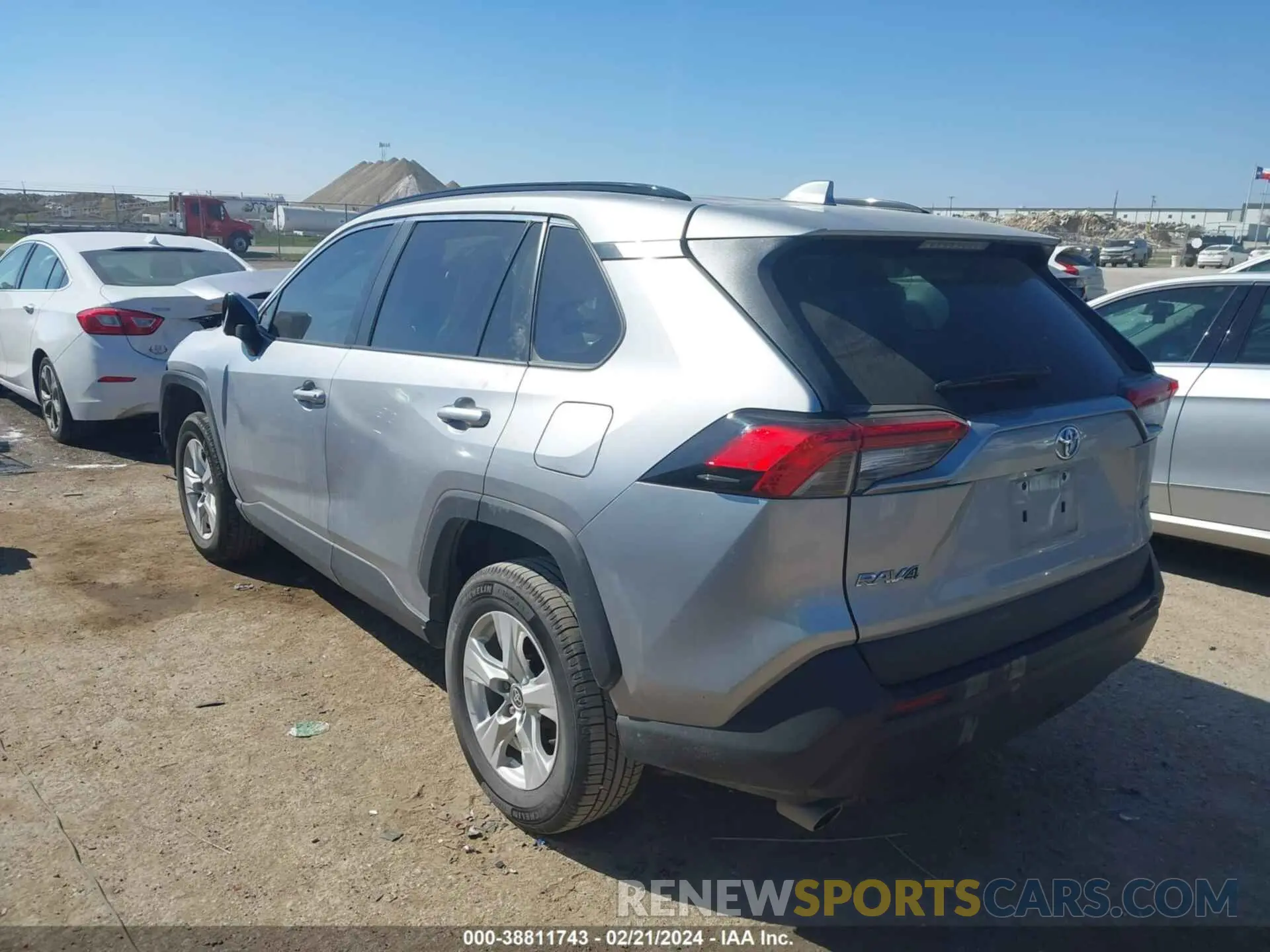 3 fotografías del automóvil dañado 2T3W1RFV3MC109456 TOYOTA RAV4 2021