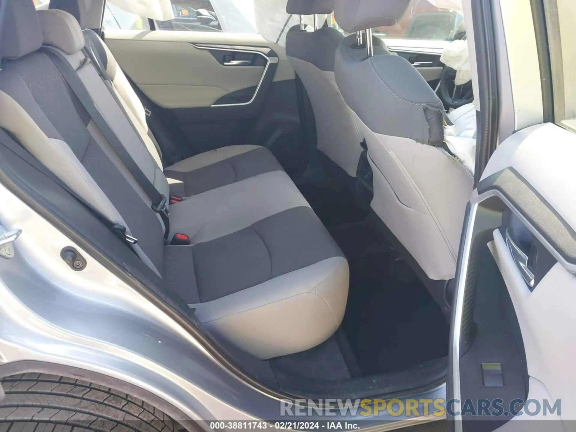 8 fotografías del automóvil dañado 2T3W1RFV3MC109456 TOYOTA RAV4 2021