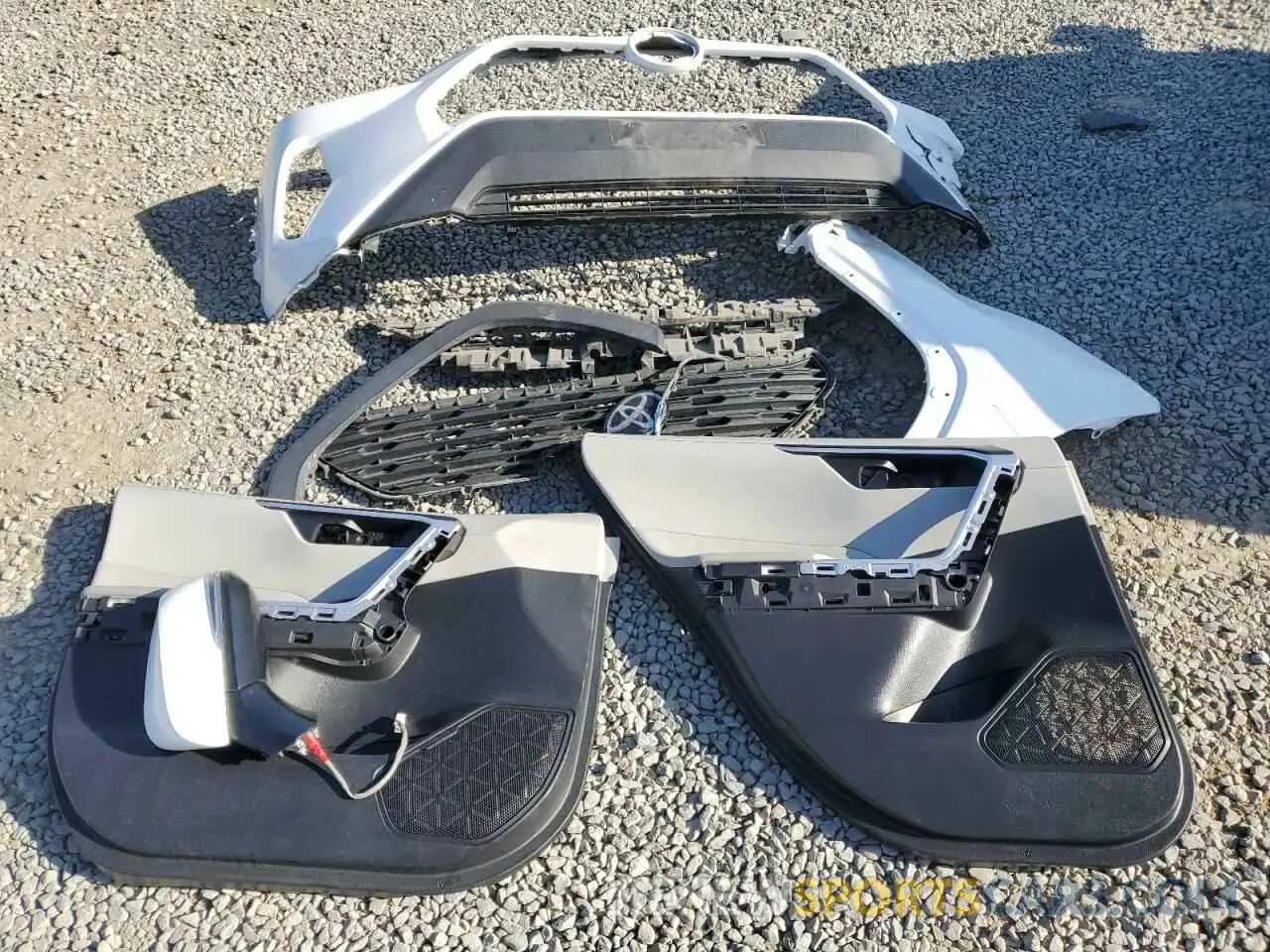 13 fotografías del automóvil dañado 2T3W1RFV3MC152047 TOYOTA RAV4 2021