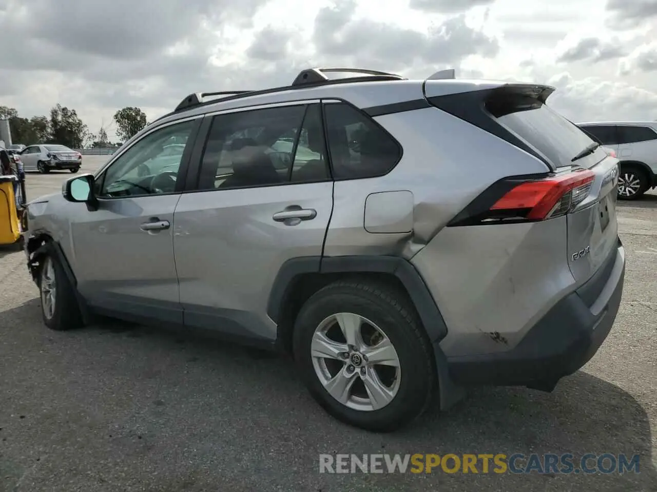 2 fotografías del automóvil dañado 2T3W1RFV3MC158270 TOYOTA RAV4 2021