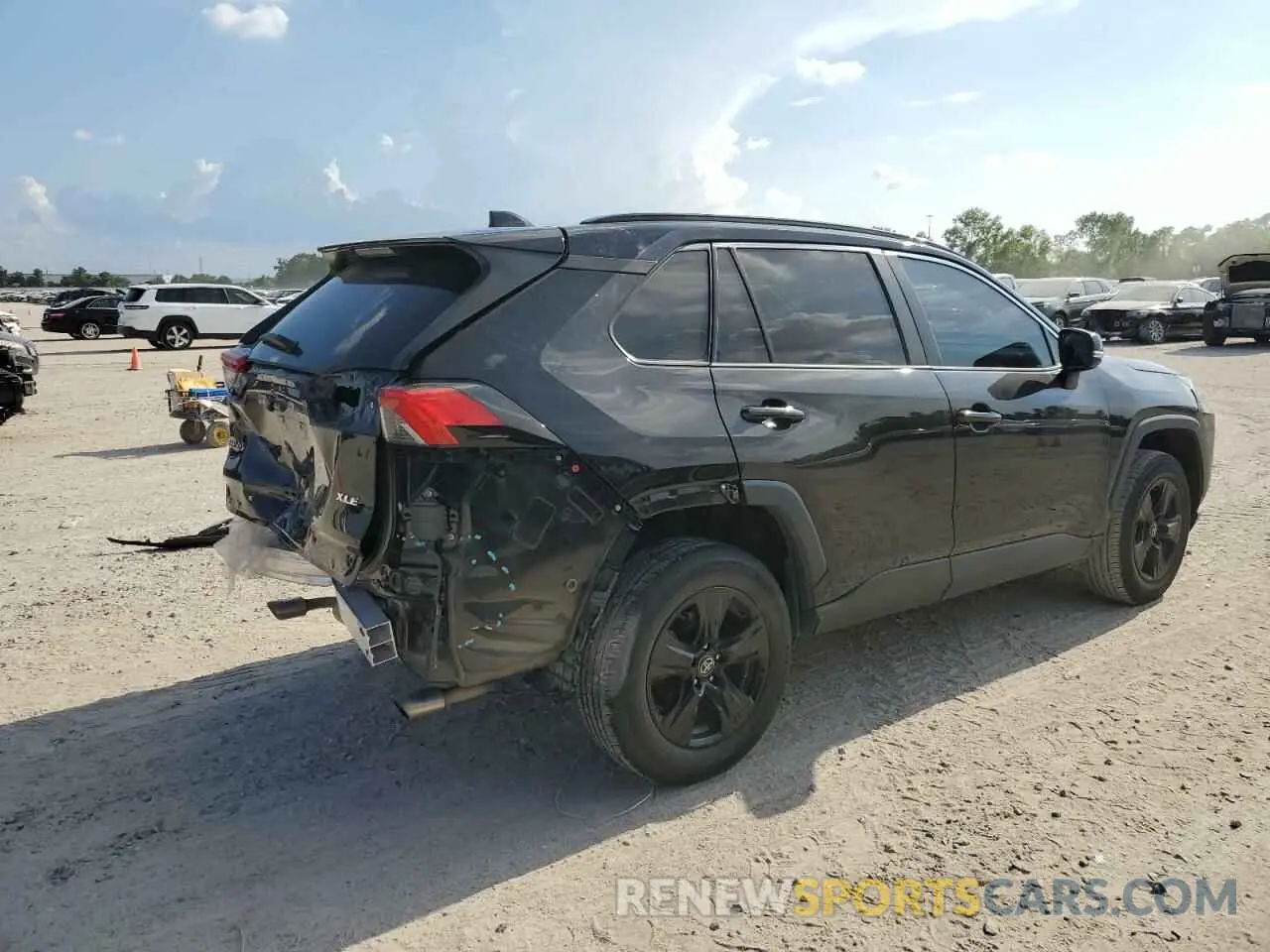 3 fotografías del automóvil dañado 2T3W1RFV3MW105213 TOYOTA RAV4 2021