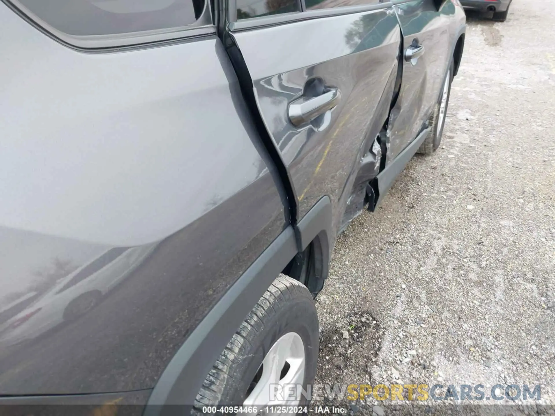 18 fotografías del automóvil dañado 2T3W1RFV3MW106538 TOYOTA RAV4 2021