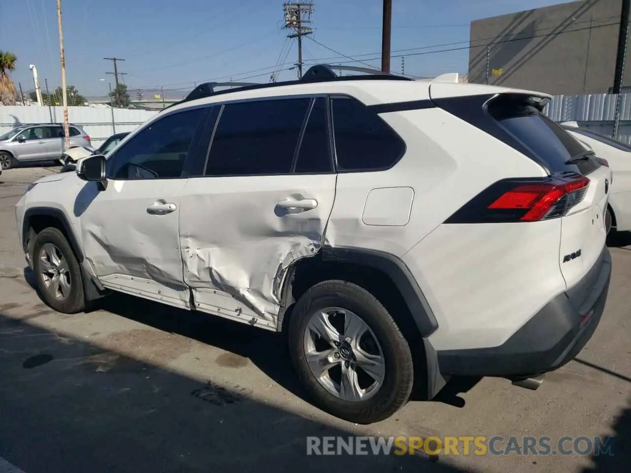 2 fotografías del automóvil dañado 2T3W1RFV4MC092442 TOYOTA RAV4 2021