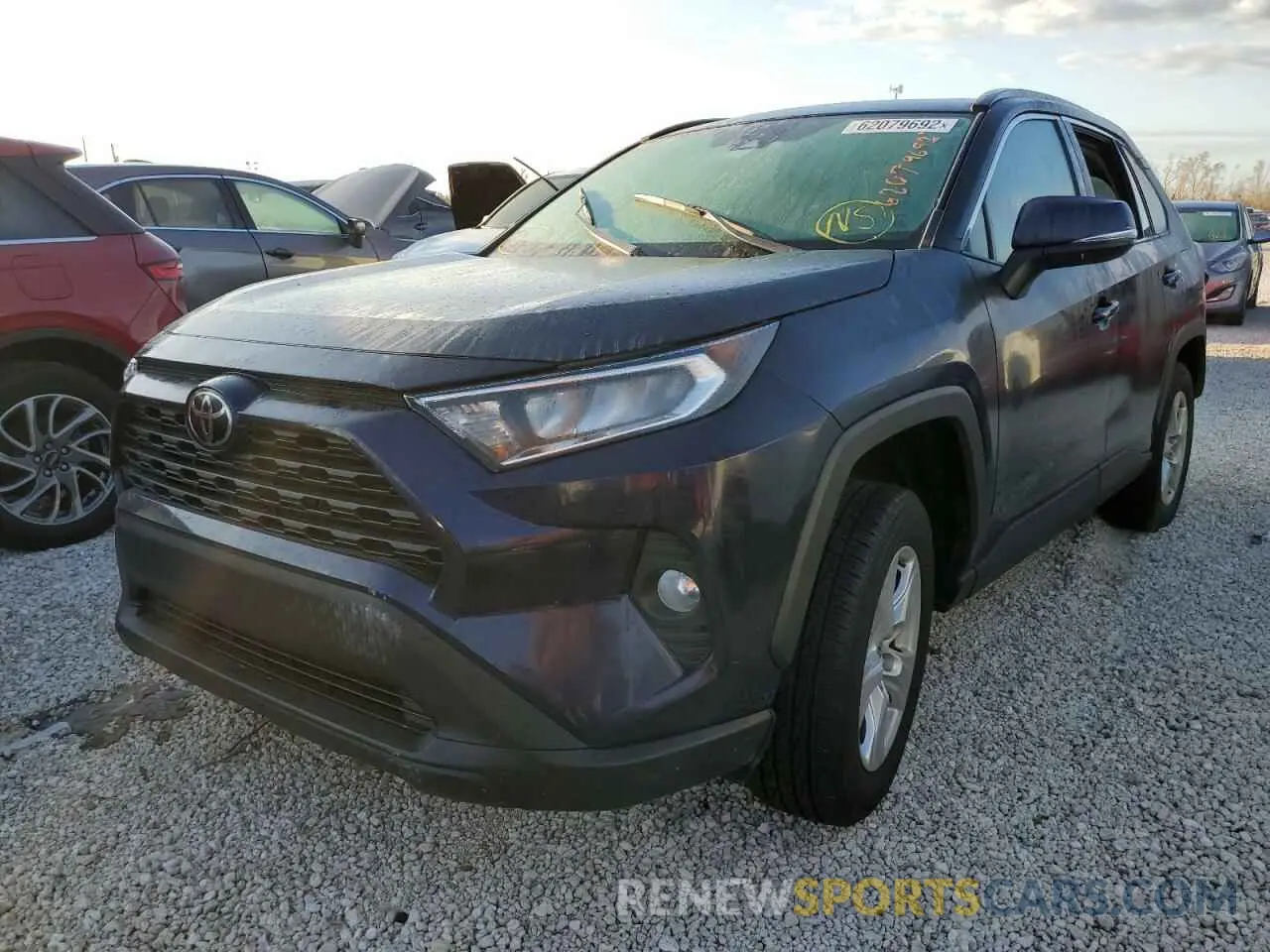 2 fotografías del automóvil dañado 2T3W1RFV4MW137278 TOYOTA RAV4 2021
