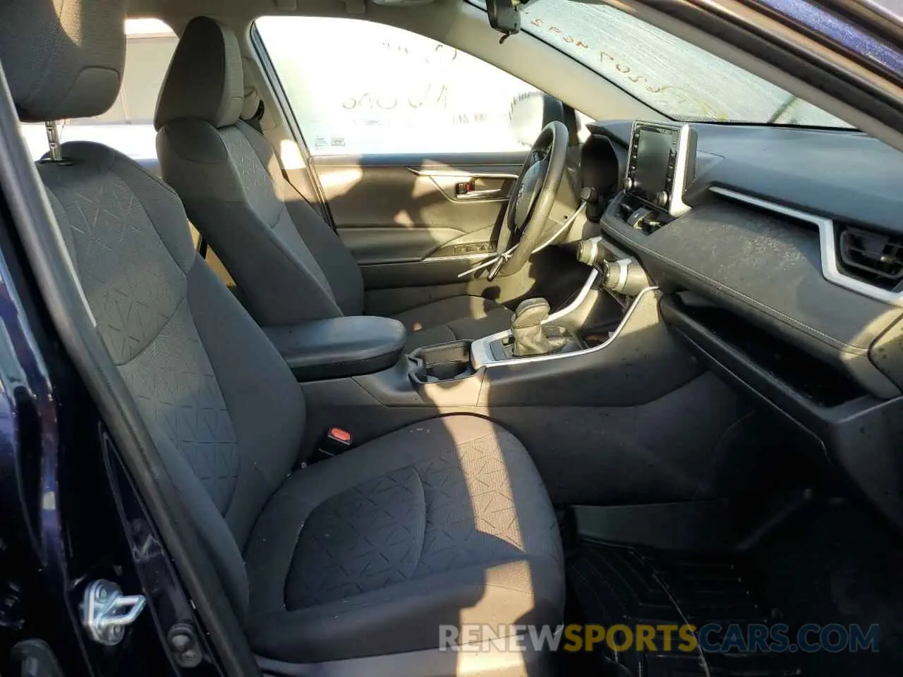 5 fotografías del automóvil dañado 2T3W1RFV4MW137278 TOYOTA RAV4 2021