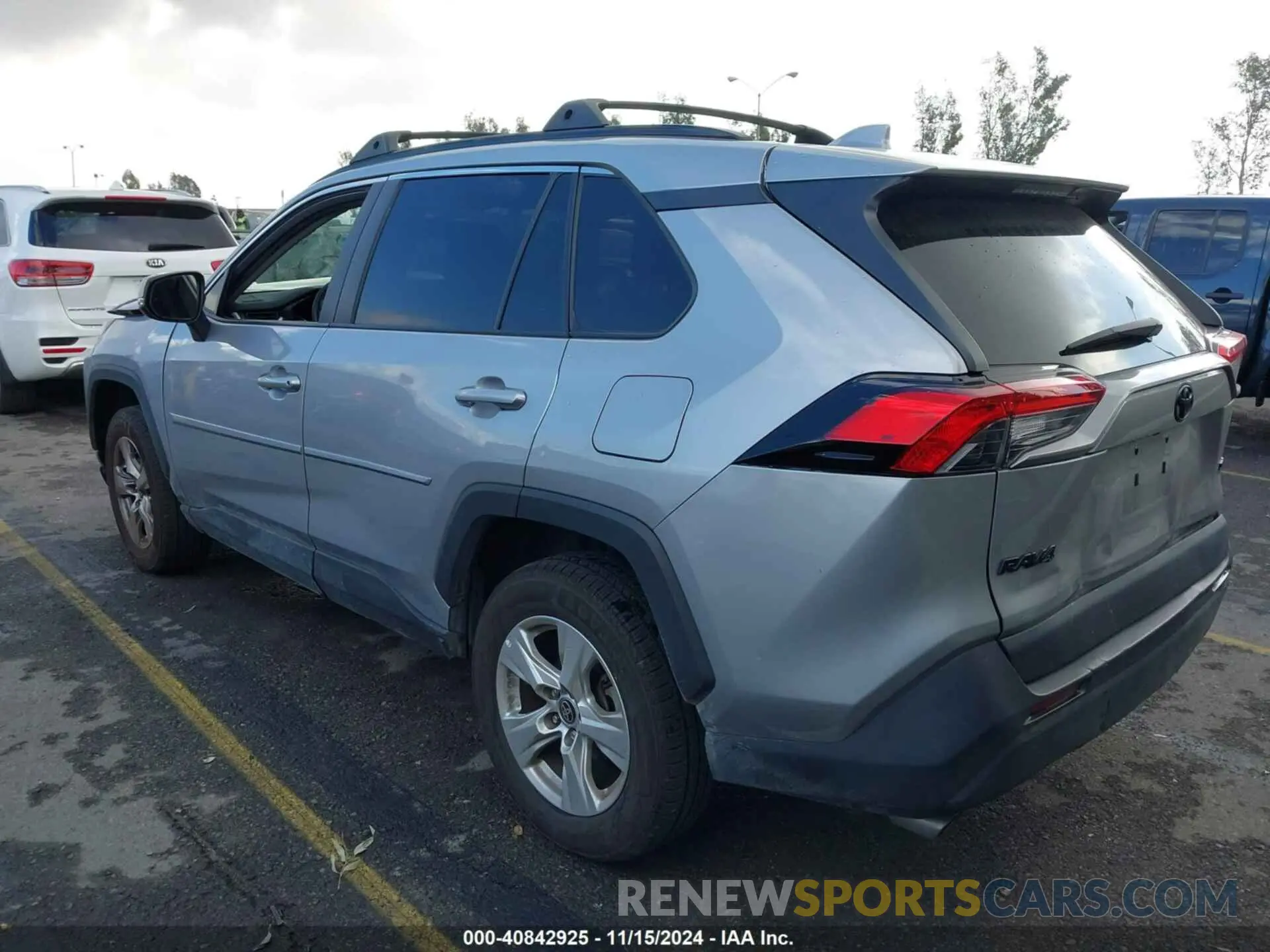 3 fotografías del automóvil dañado 2T3W1RFV5MC121592 TOYOTA RAV4 2021