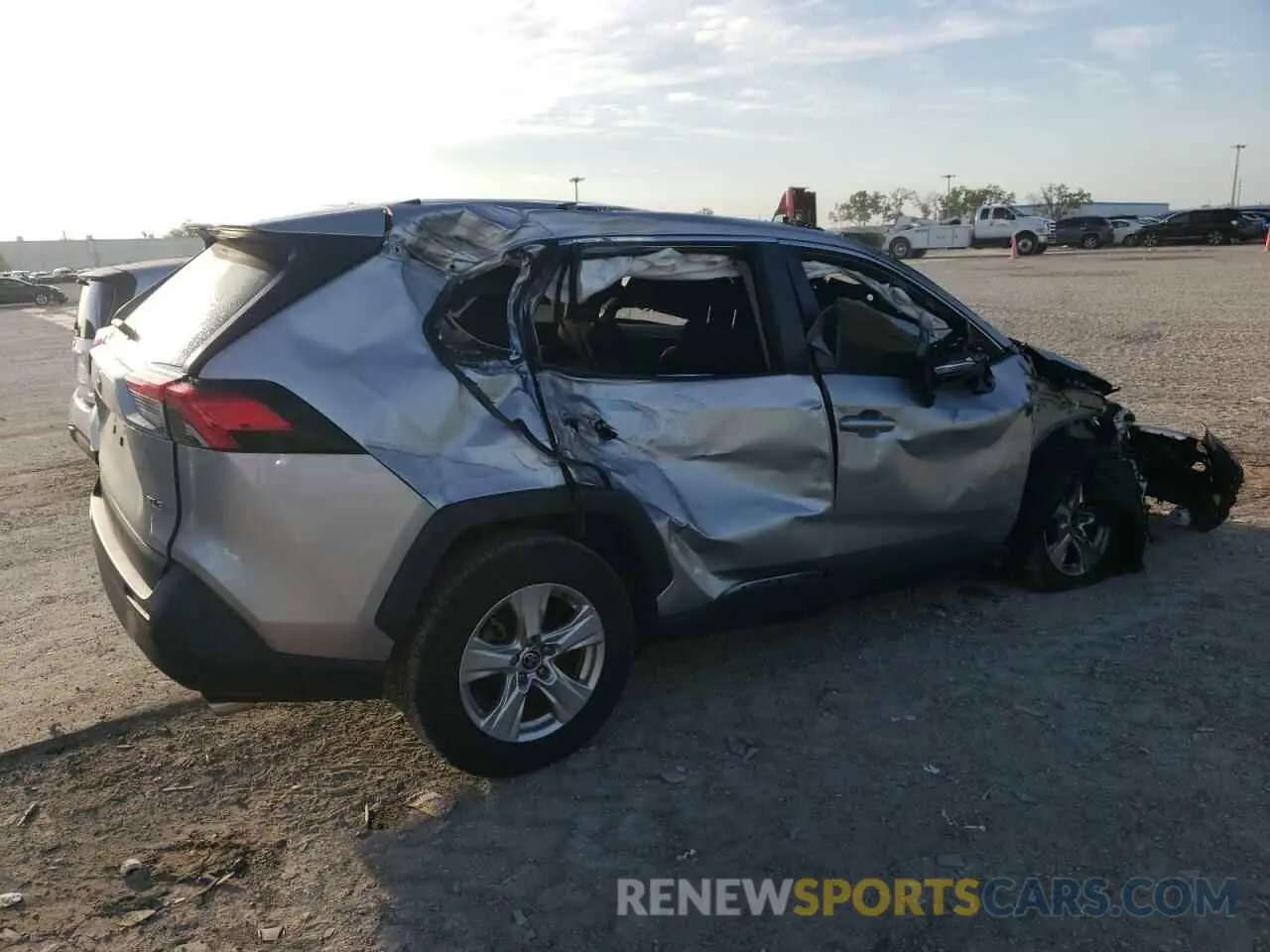 3 fotografías del automóvil dañado 2T3W1RFV5MC163311 TOYOTA RAV4 2021