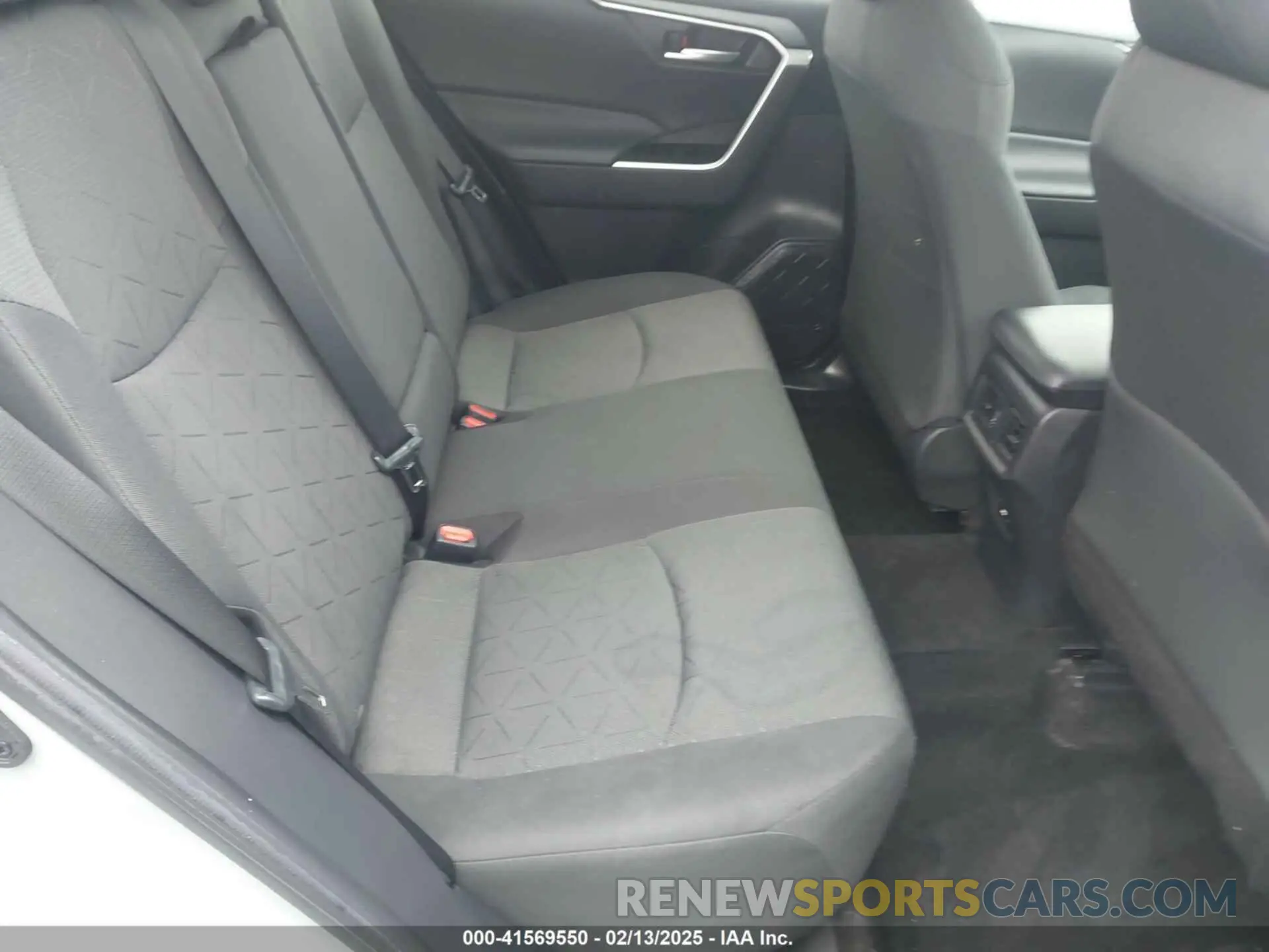 8 fotografías del automóvil dañado 2T3W1RFV5MW147561 TOYOTA RAV4 2021