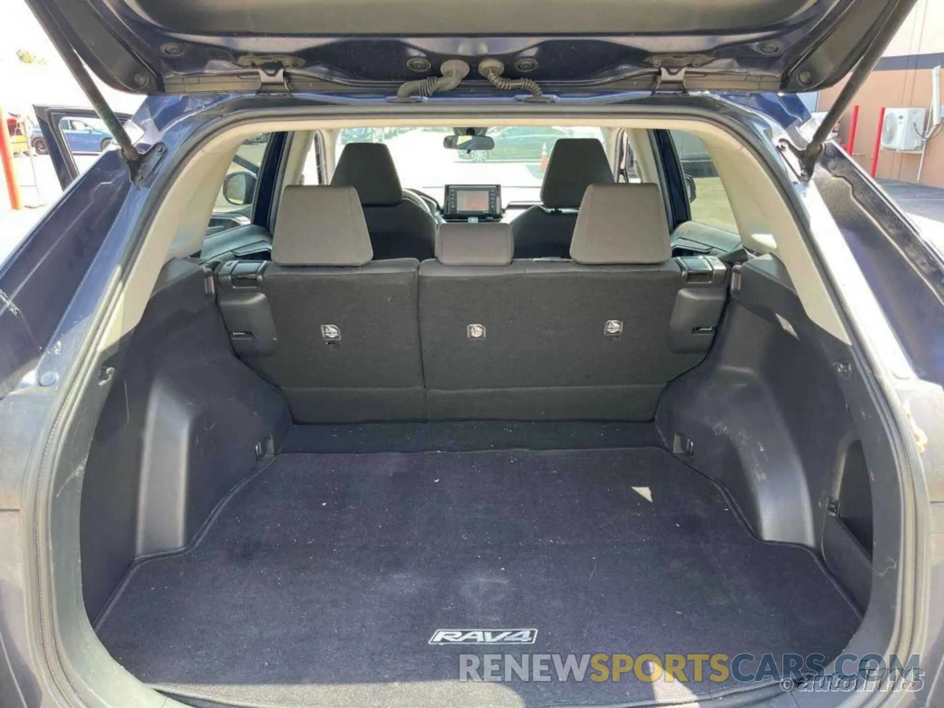 4 fotografías del automóvil dañado 2T3W1RFV5MW153635 TOYOTA RAV4 2021