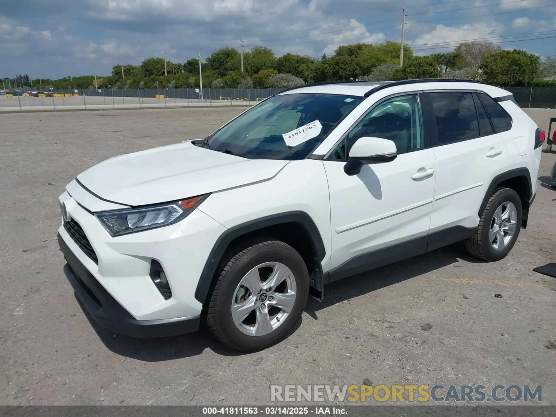 2 fotografías del automóvil dañado 2T3W1RFV6MC133539 TOYOTA RAV4 2021