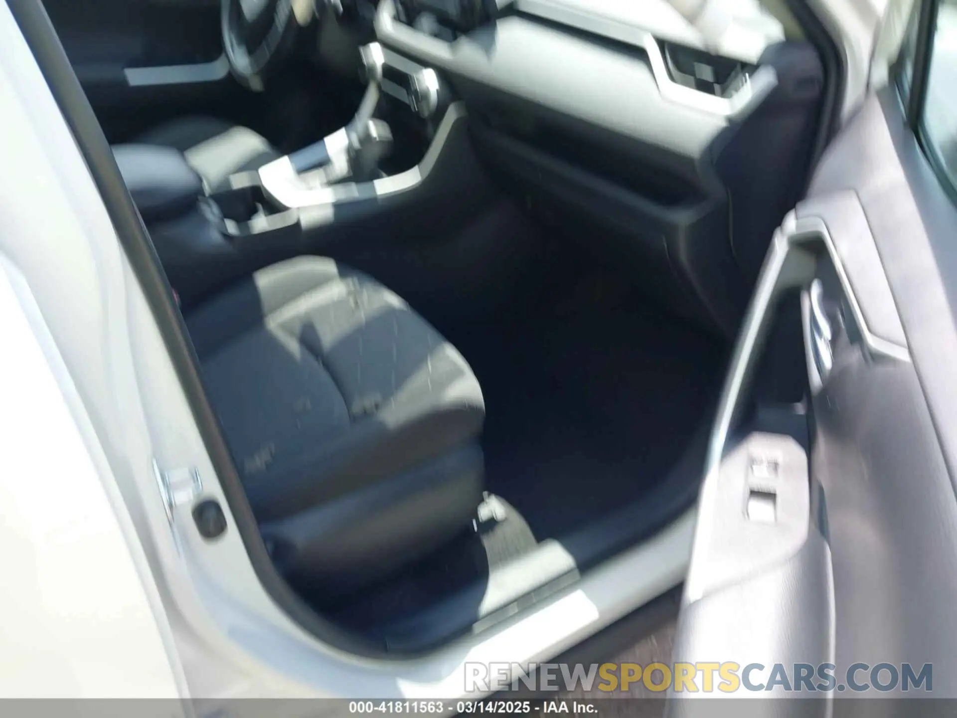 5 fotografías del automóvil dañado 2T3W1RFV6MC133539 TOYOTA RAV4 2021