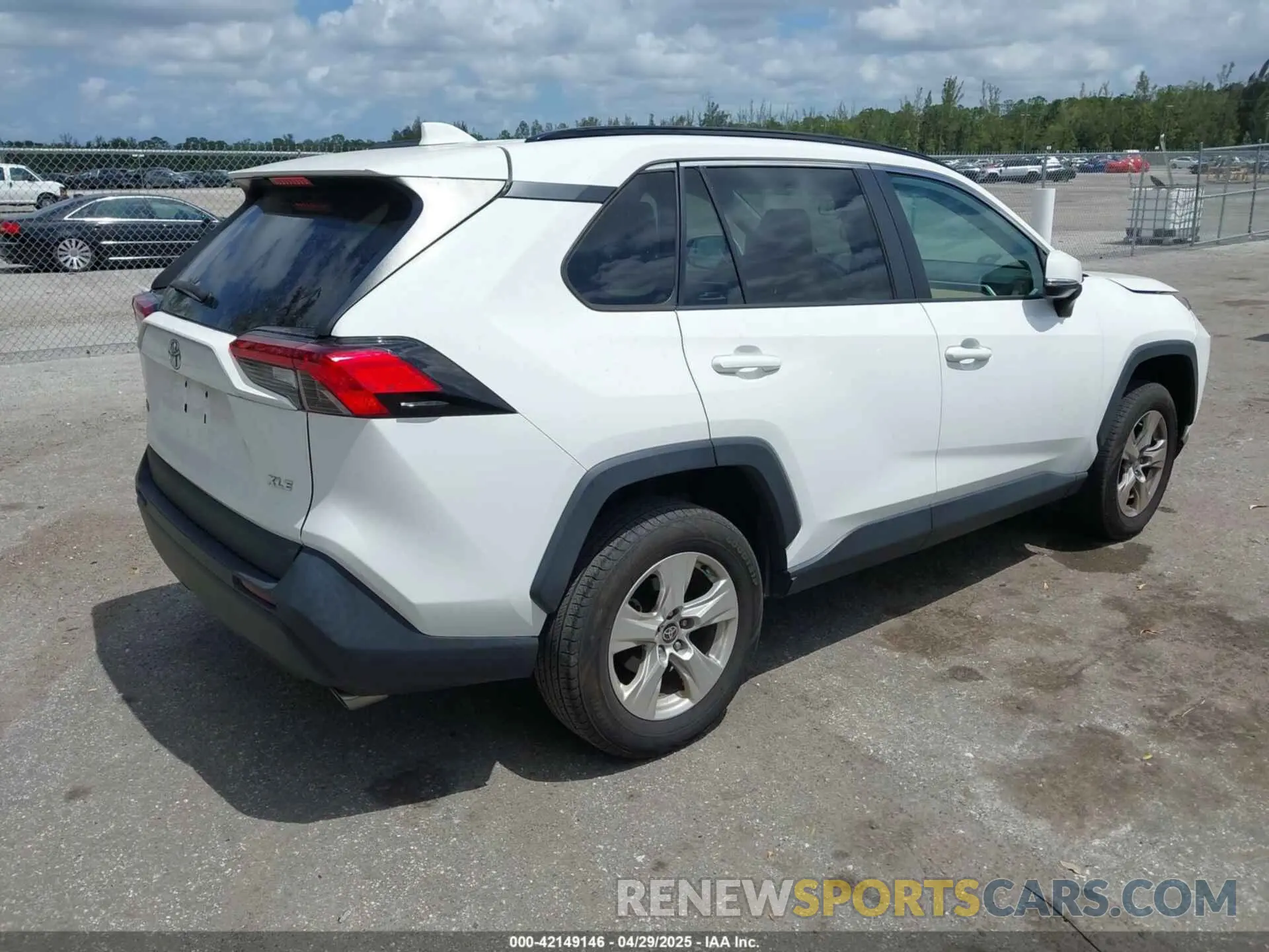 4 fotografías del automóvil dañado 2T3W1RFV6MC171885 TOYOTA RAV4 2021
