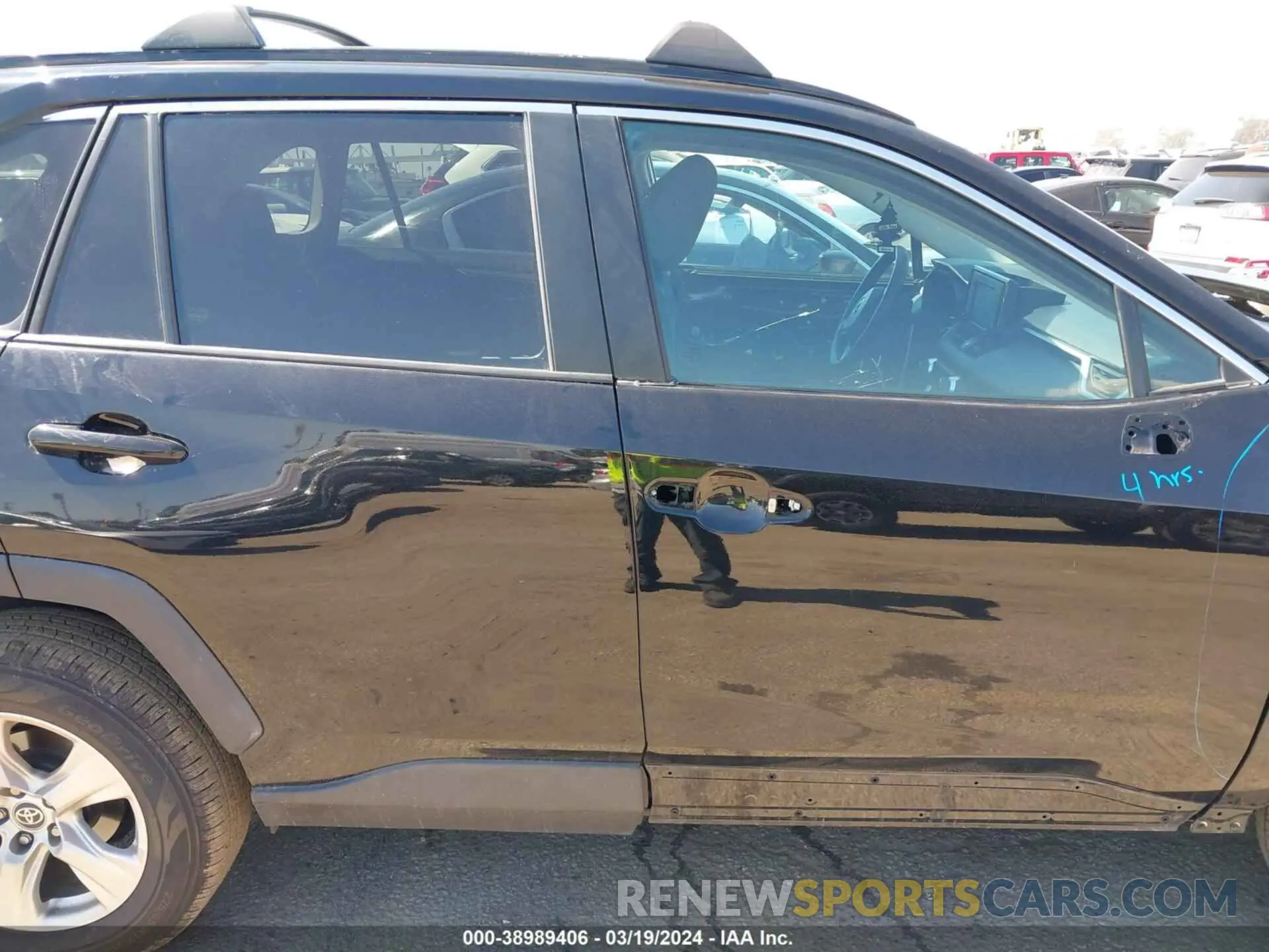 14 fotografías del automóvil dañado 2T3W1RFV6MW128064 TOYOTA RAV4 2021