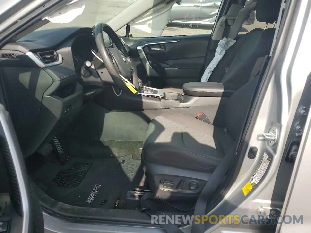 7 fotografías del automóvil dañado 2T3W1RFV6MW176356 TOYOTA RAV4 2021
