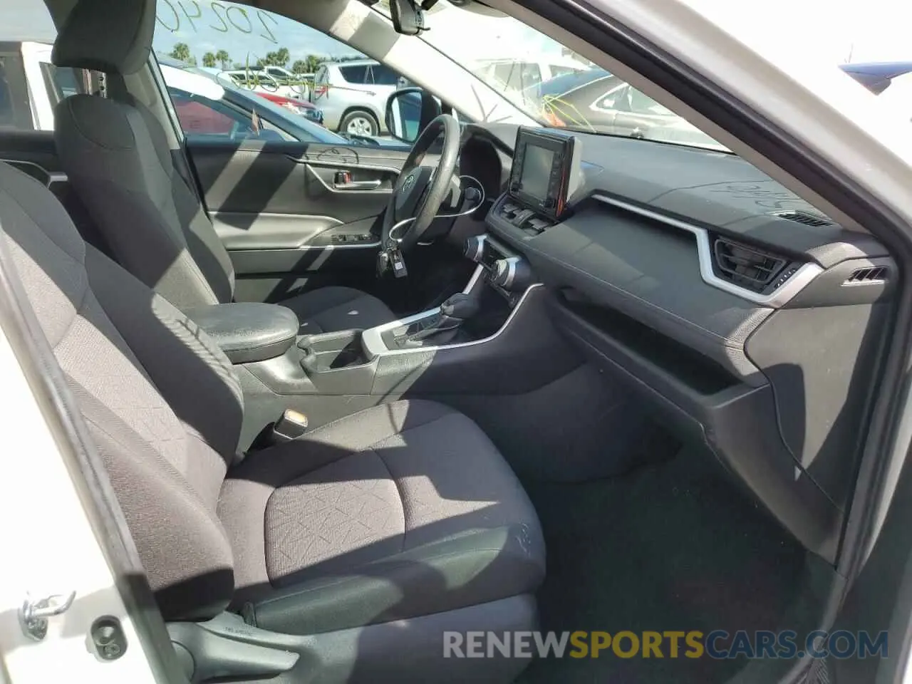 5 fotografías del automóvil dañado 2T3W1RFV7MC115339 TOYOTA RAV4 2021