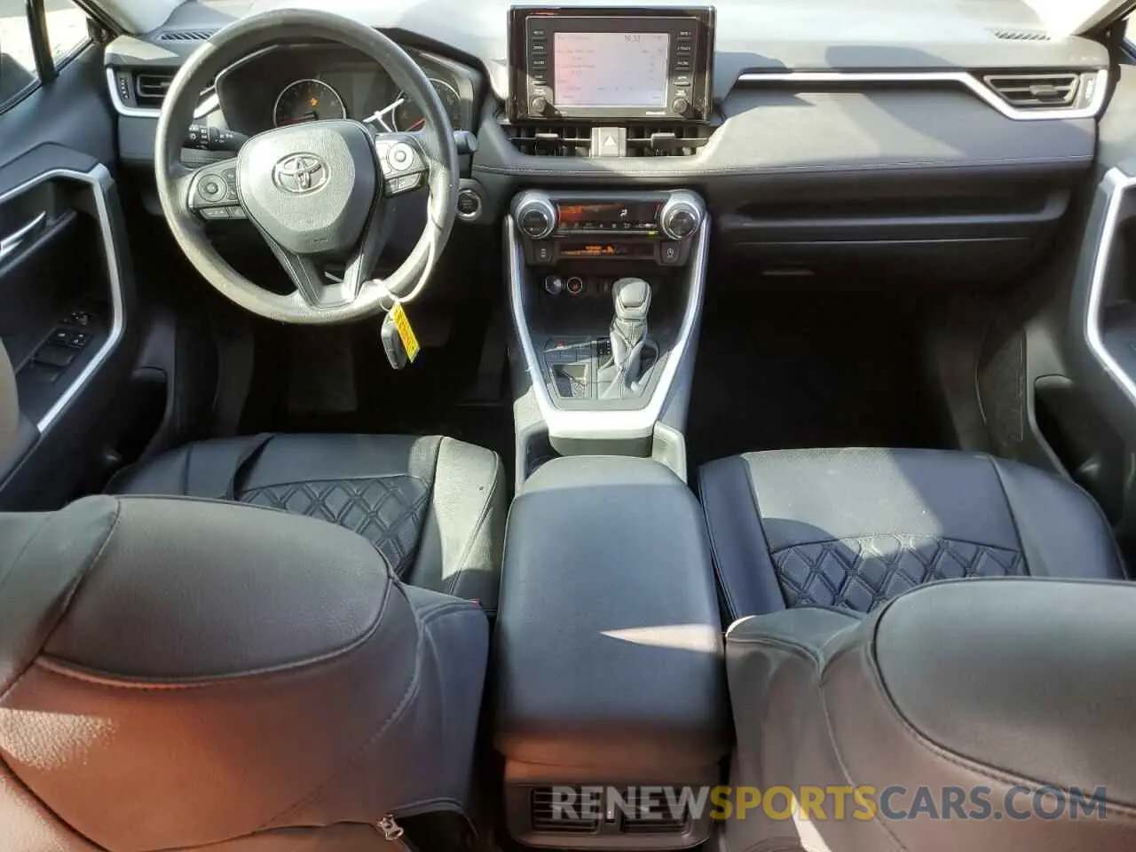 8 fotografías del automóvil dañado 2T3W1RFV7MW137677 TOYOTA RAV4 2021