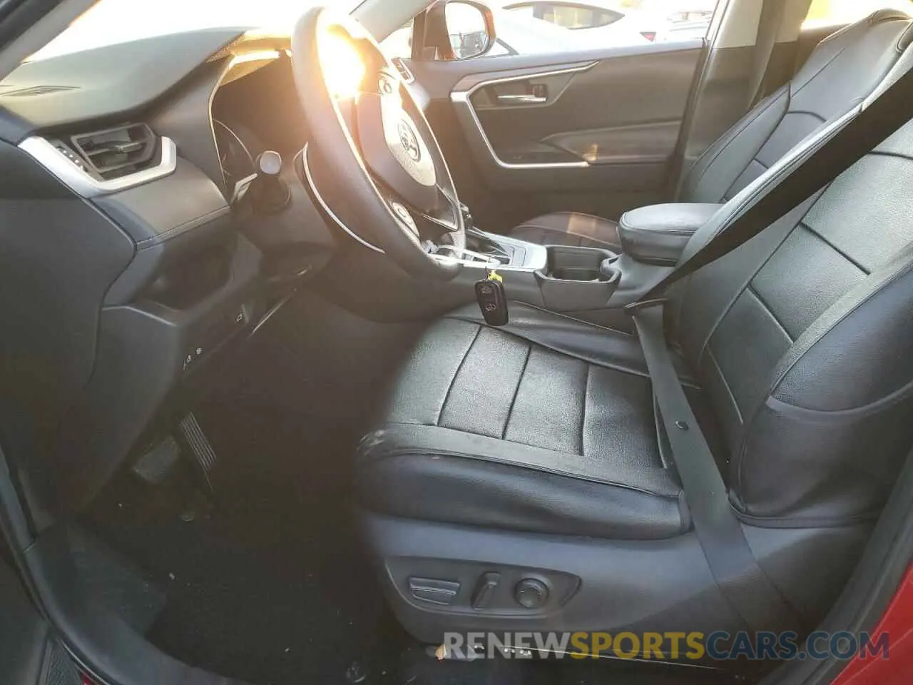 7 fotografías del automóvil dañado 2T3W1RFV7MW176303 TOYOTA RAV4 2021