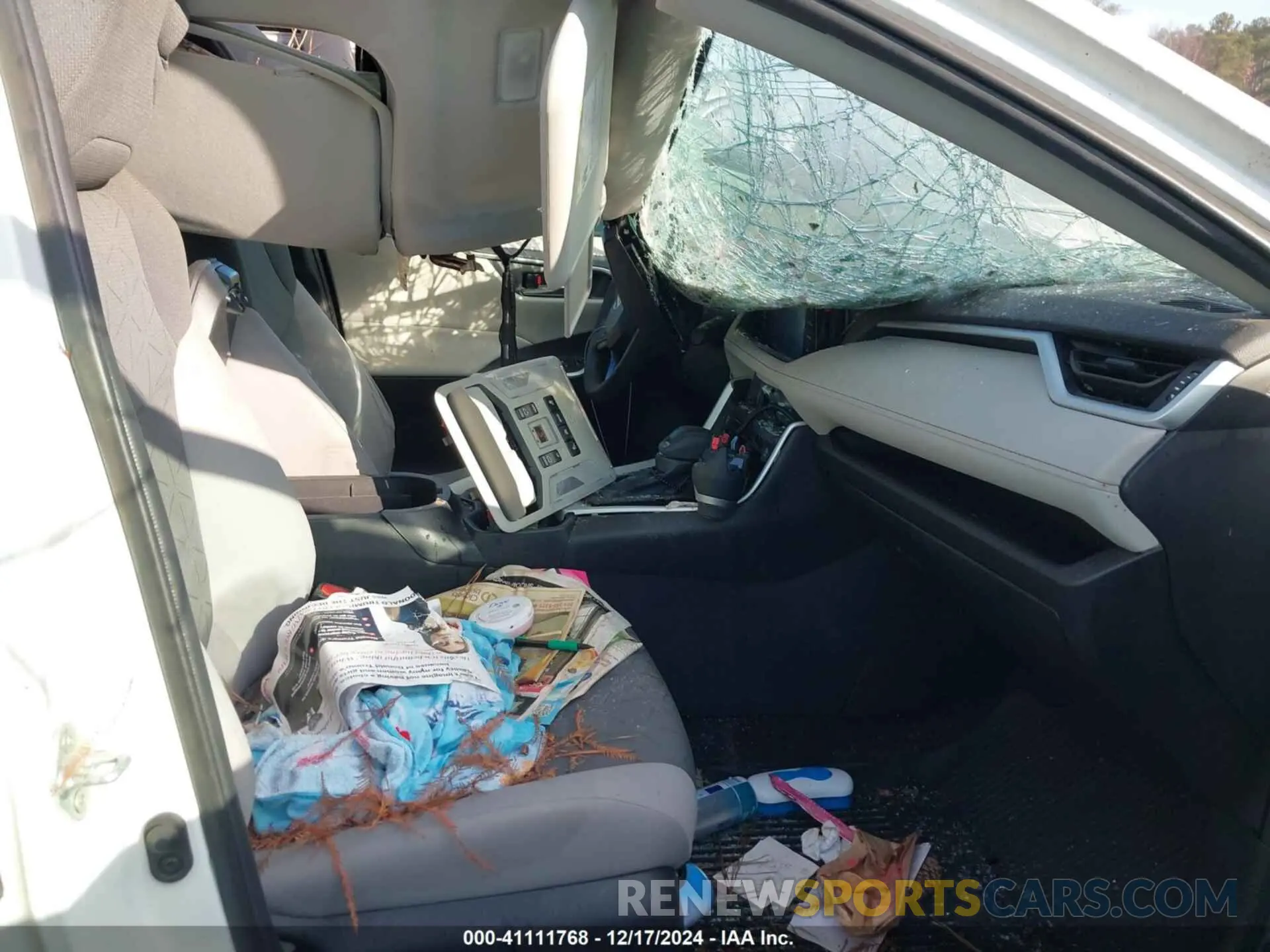 5 fotografías del automóvil dañado 2T3W1RFV8MC090239 TOYOTA RAV4 2021