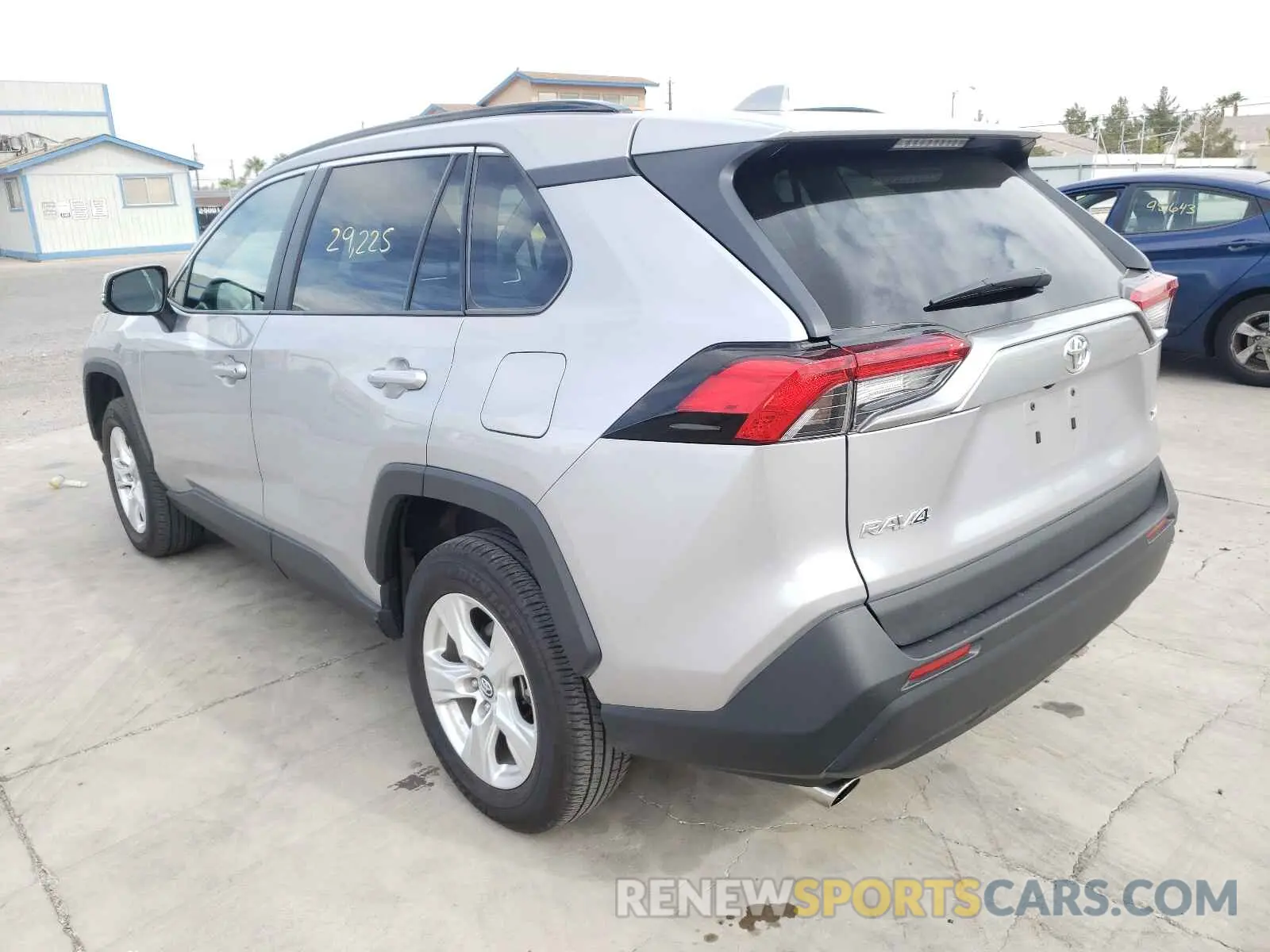 3 fotografías del automóvil dañado 2T3W1RFV8MC104284 TOYOTA RAV4 2021