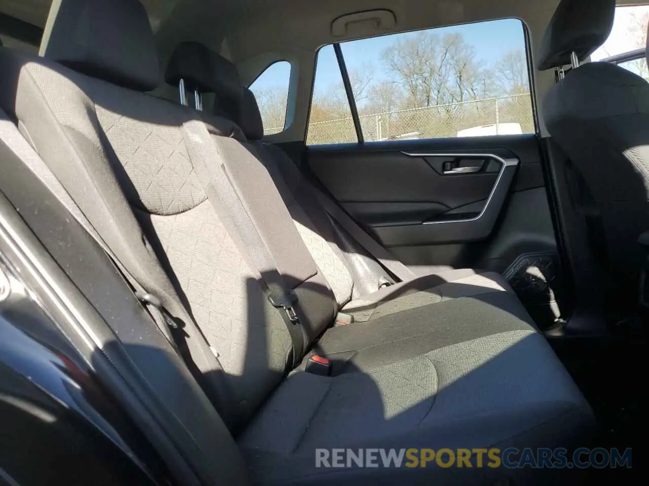 12 fotografías del automóvil dañado 2T3W1RFV8MC132618 TOYOTA RAV4 2021