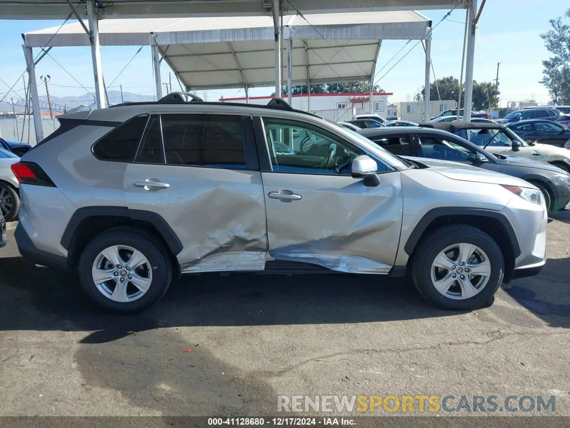 13 fotografías del automóvil dañado 2T3W1RFV8MC156658 TOYOTA RAV4 2021