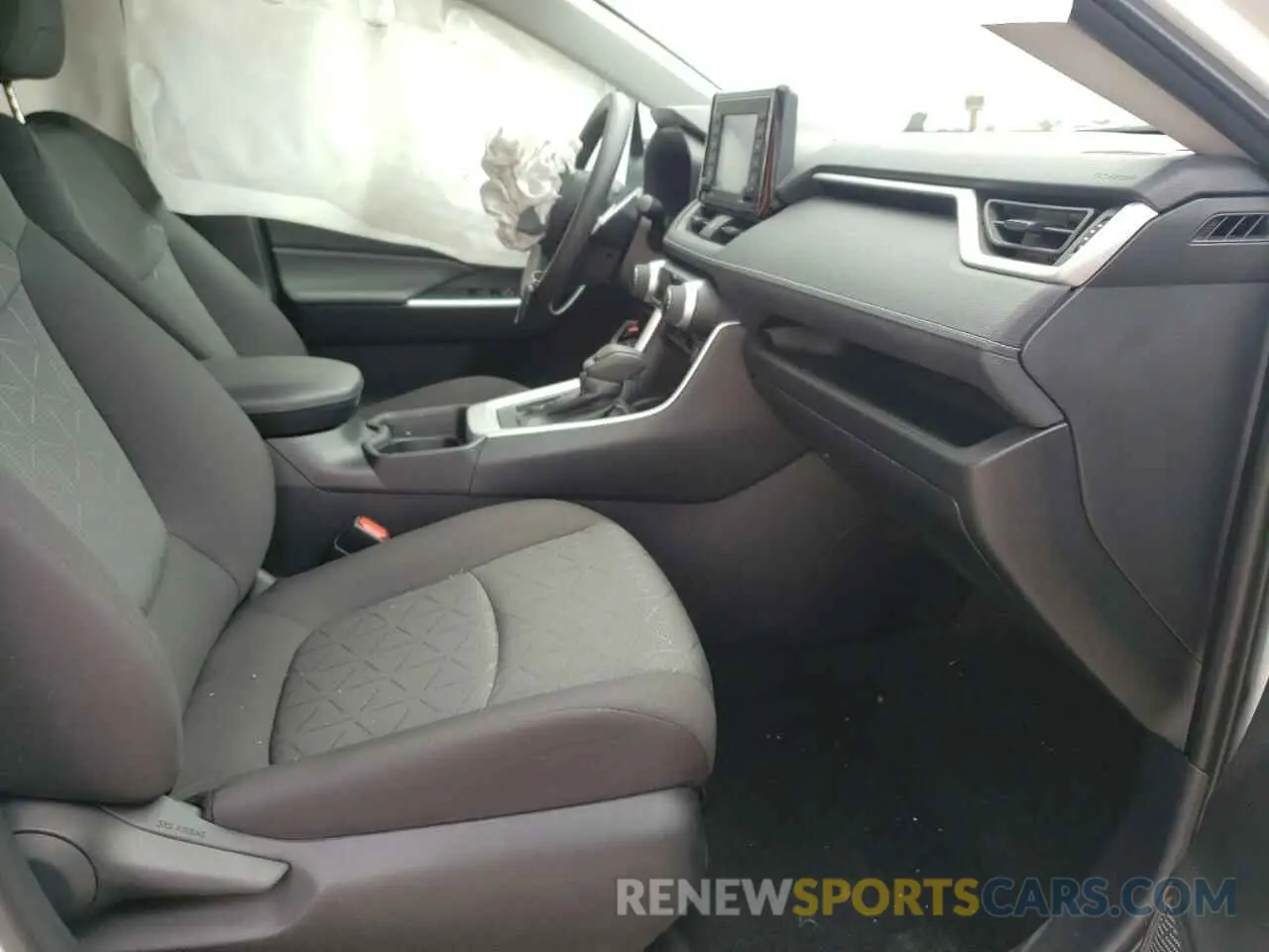 5 fotografías del automóvil dañado 2T3W1RFV8MC163013 TOYOTA RAV4 2021