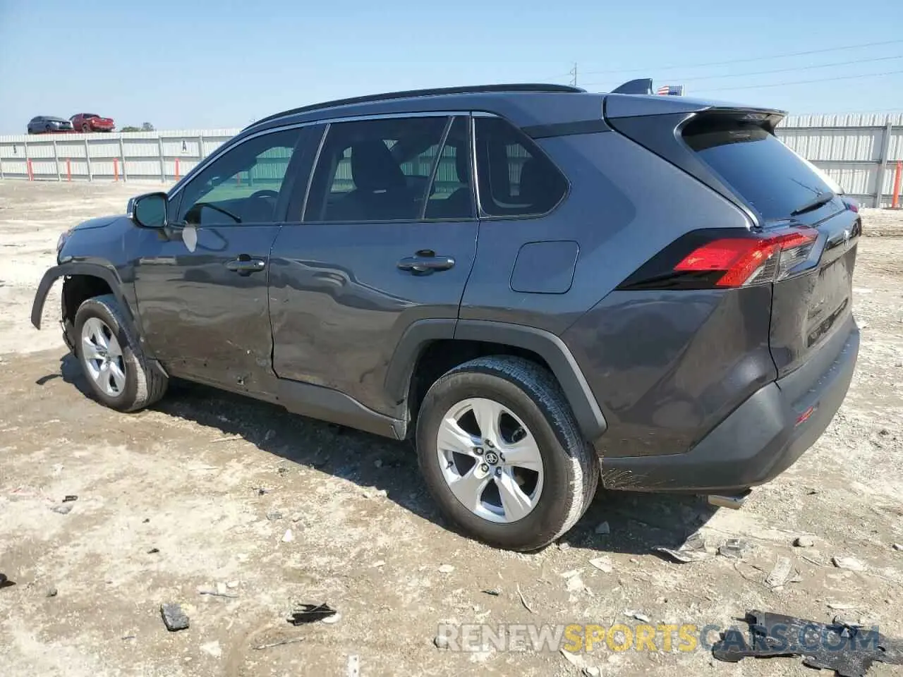 2 fotografías del automóvil dañado 2T3W1RFV8MW111895 TOYOTA RAV4 2021