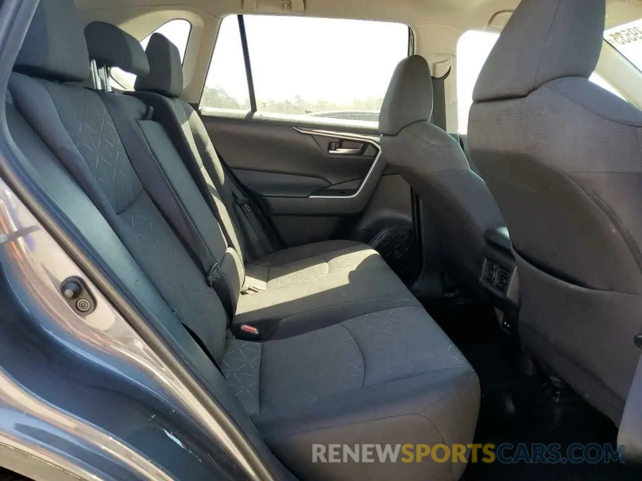 12 fotografías del automóvil dañado 2T3W1RFV8MW114182 TOYOTA RAV4 2021