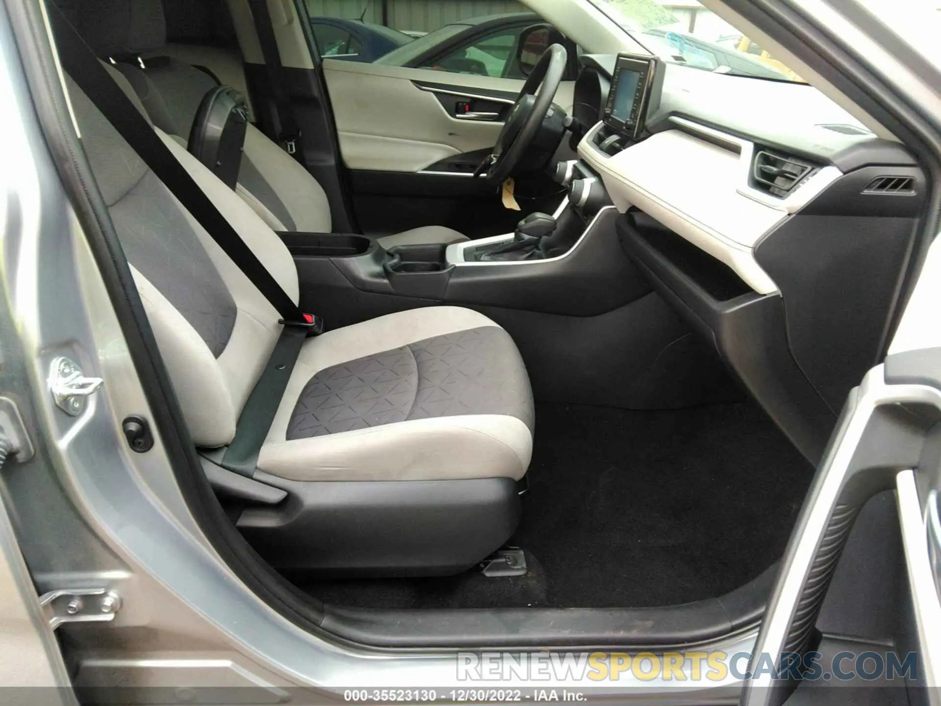 5 fotografías del automóvil dañado 2T3W1RFV9MC094946 TOYOTA RAV4 2021