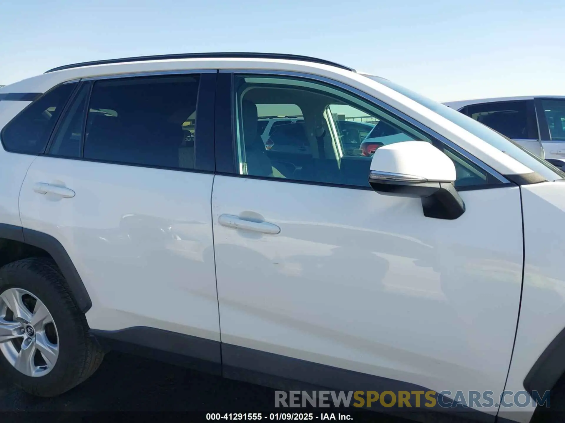 13 fotografías del automóvil dañado 2T3W1RFV9MW116152 TOYOTA RAV4 2021