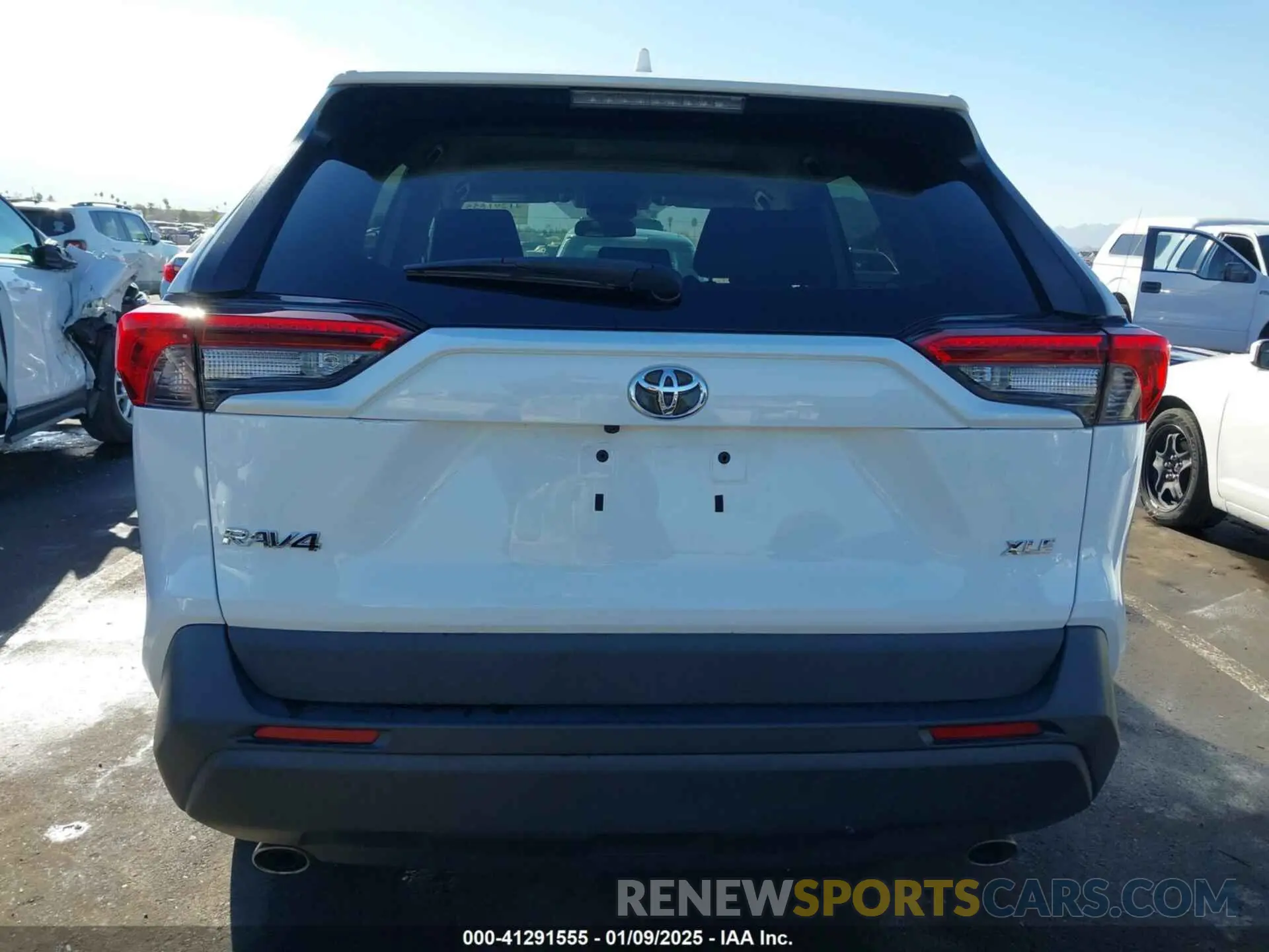 16 fotografías del automóvil dañado 2T3W1RFV9MW116152 TOYOTA RAV4 2021