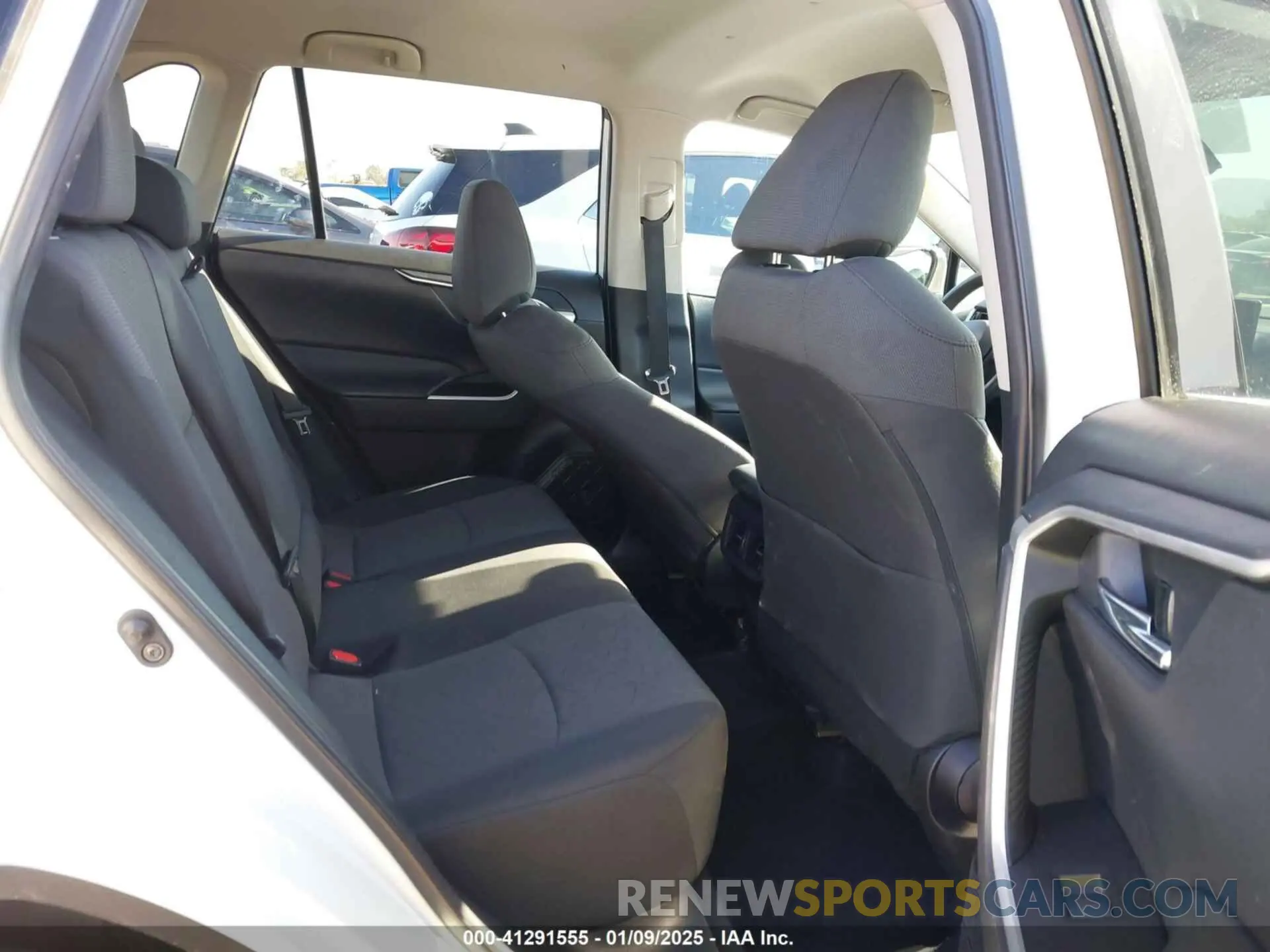 8 fotografías del automóvil dañado 2T3W1RFV9MW116152 TOYOTA RAV4 2021